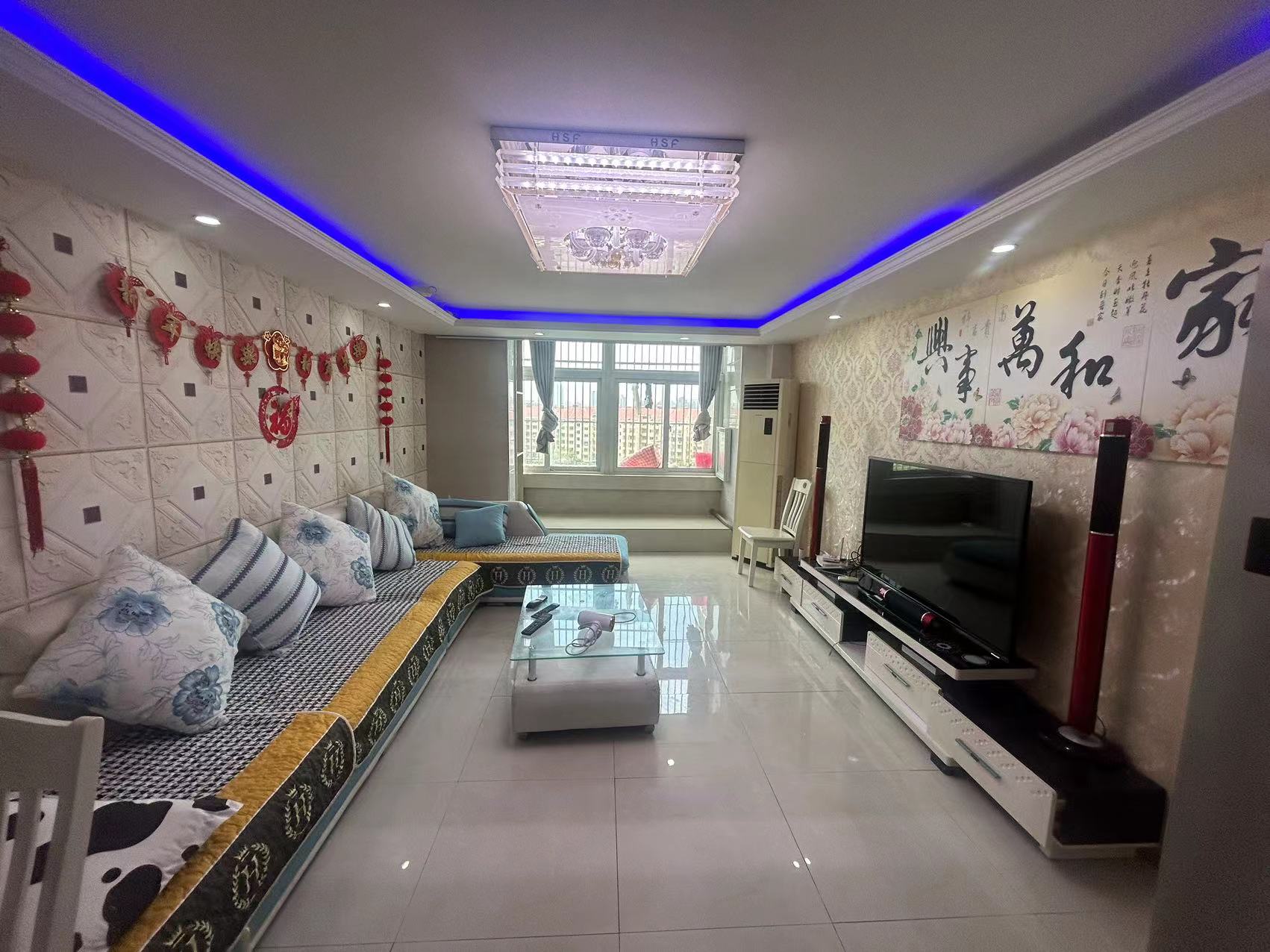 宏景大厦 3室2厅2卫 110.00m&sup2;