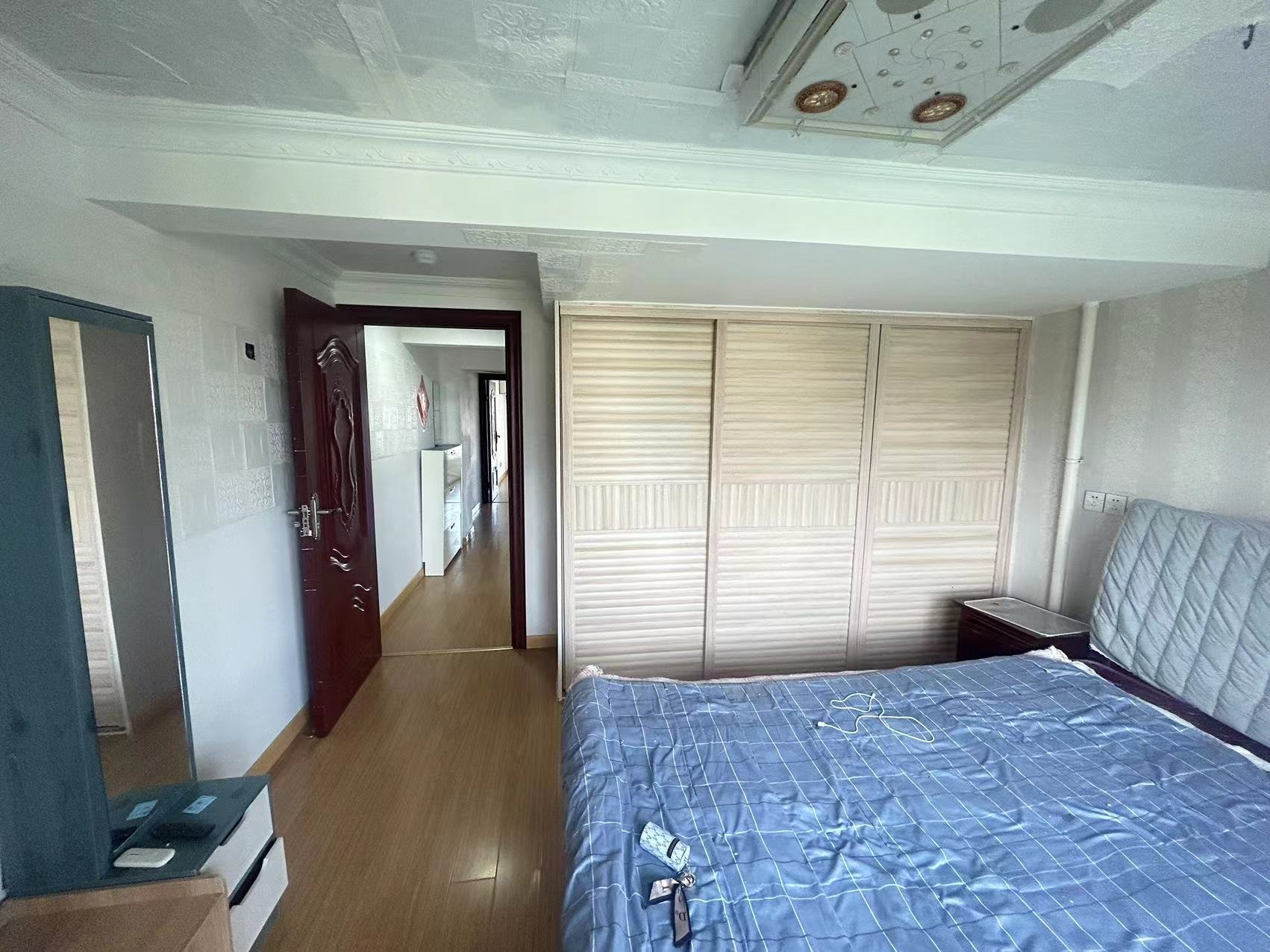 宏景大厦 3室2厅2卫 110.00m&sup2;