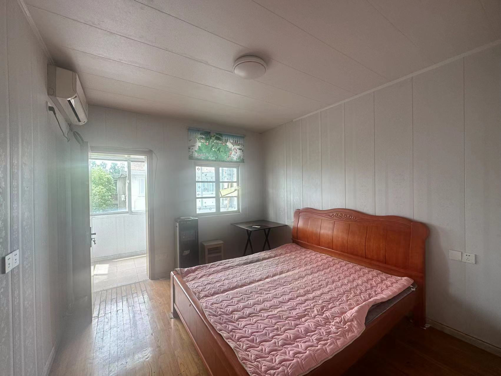 南山新村 1室1厅1卫 34m&sup2;