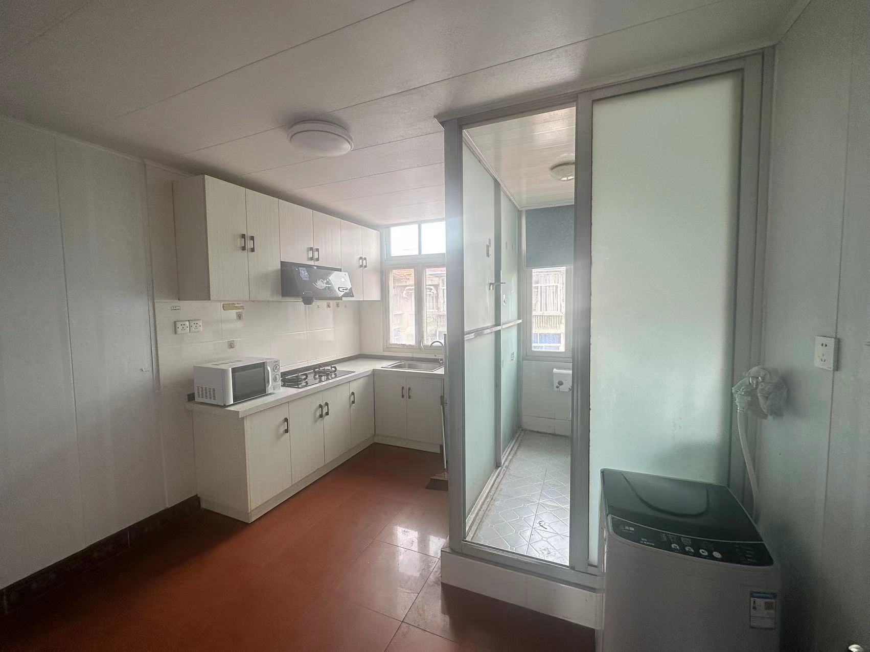 南山新村 1室1厅1卫 34m&sup2;