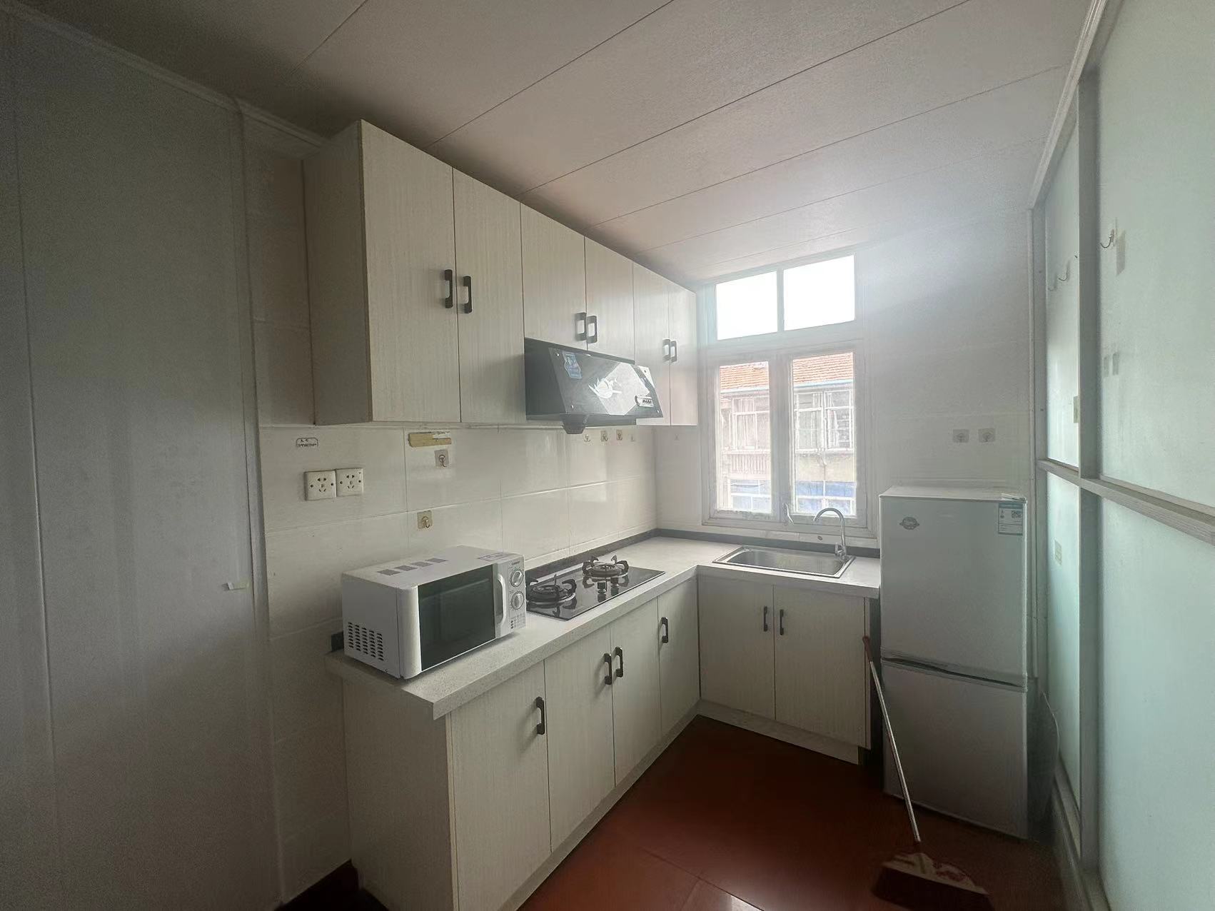 南山新村 1室1厅1卫 34m&sup2;