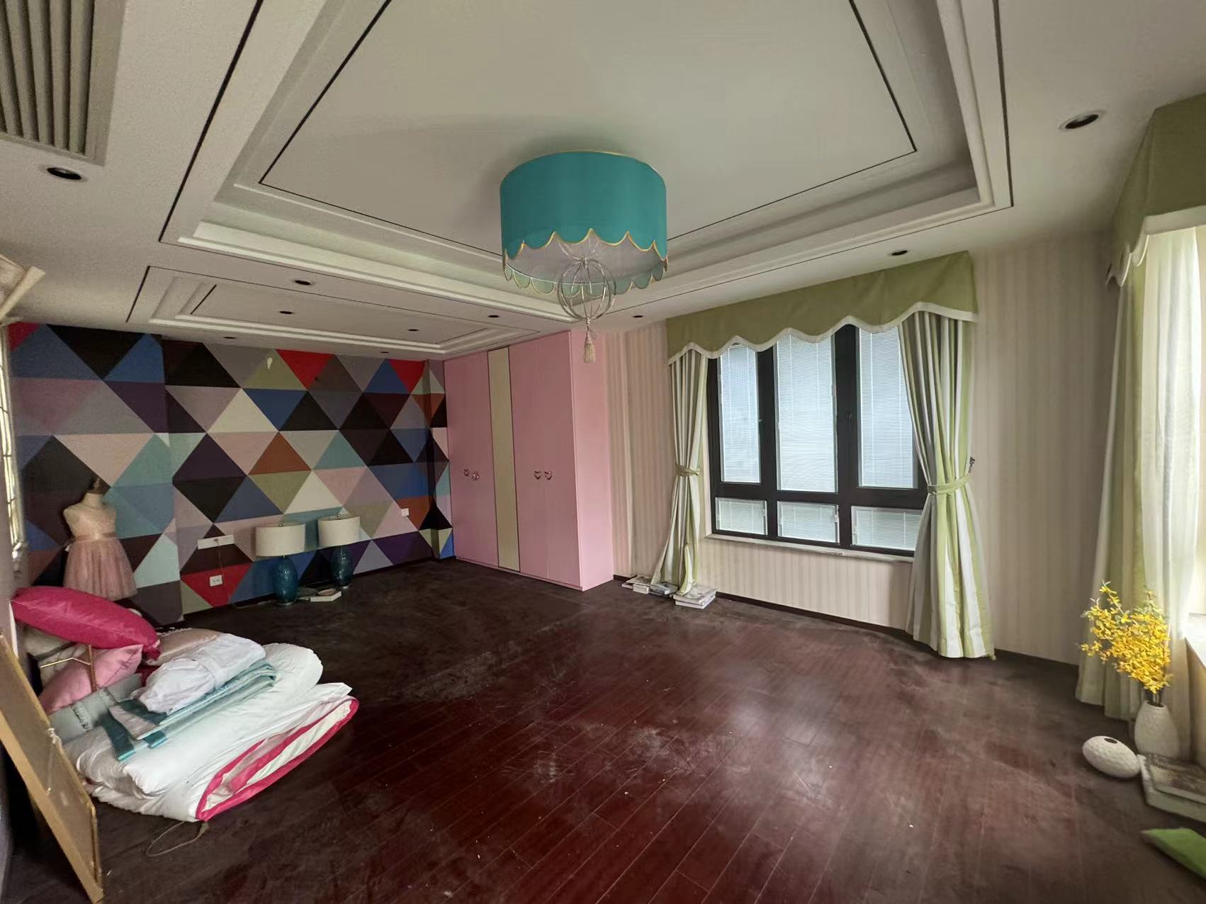 九间堂山居 5室3厅5卫 256.84m&sup2;