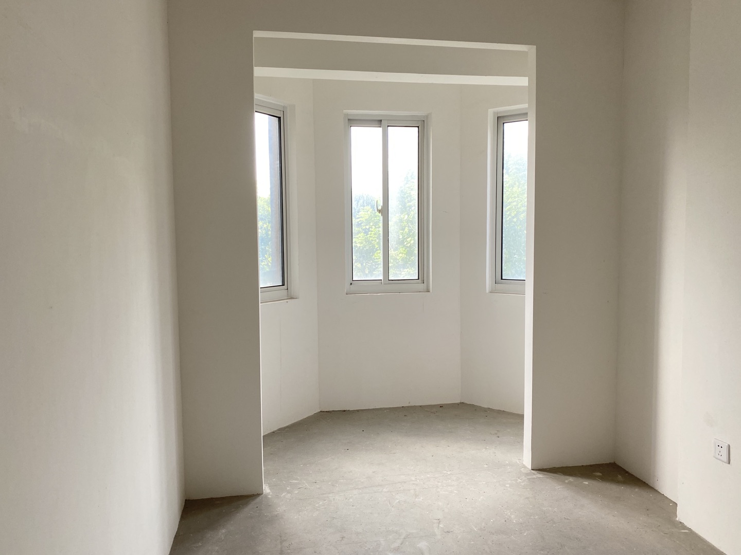 湖滨华庭 3室2厅1卫 120.00m&sup2;