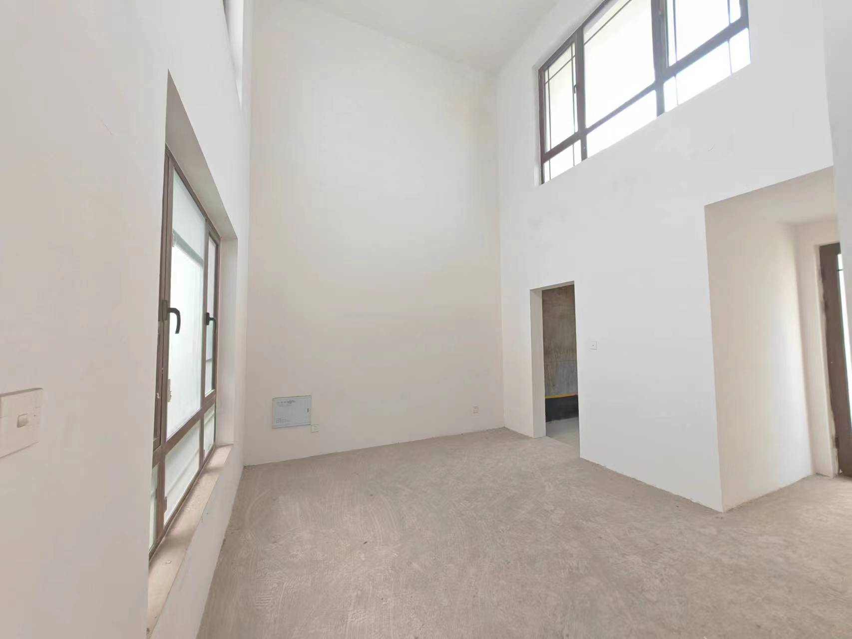 九间堂山居 4室2厅2卫 323.86m&sup2;