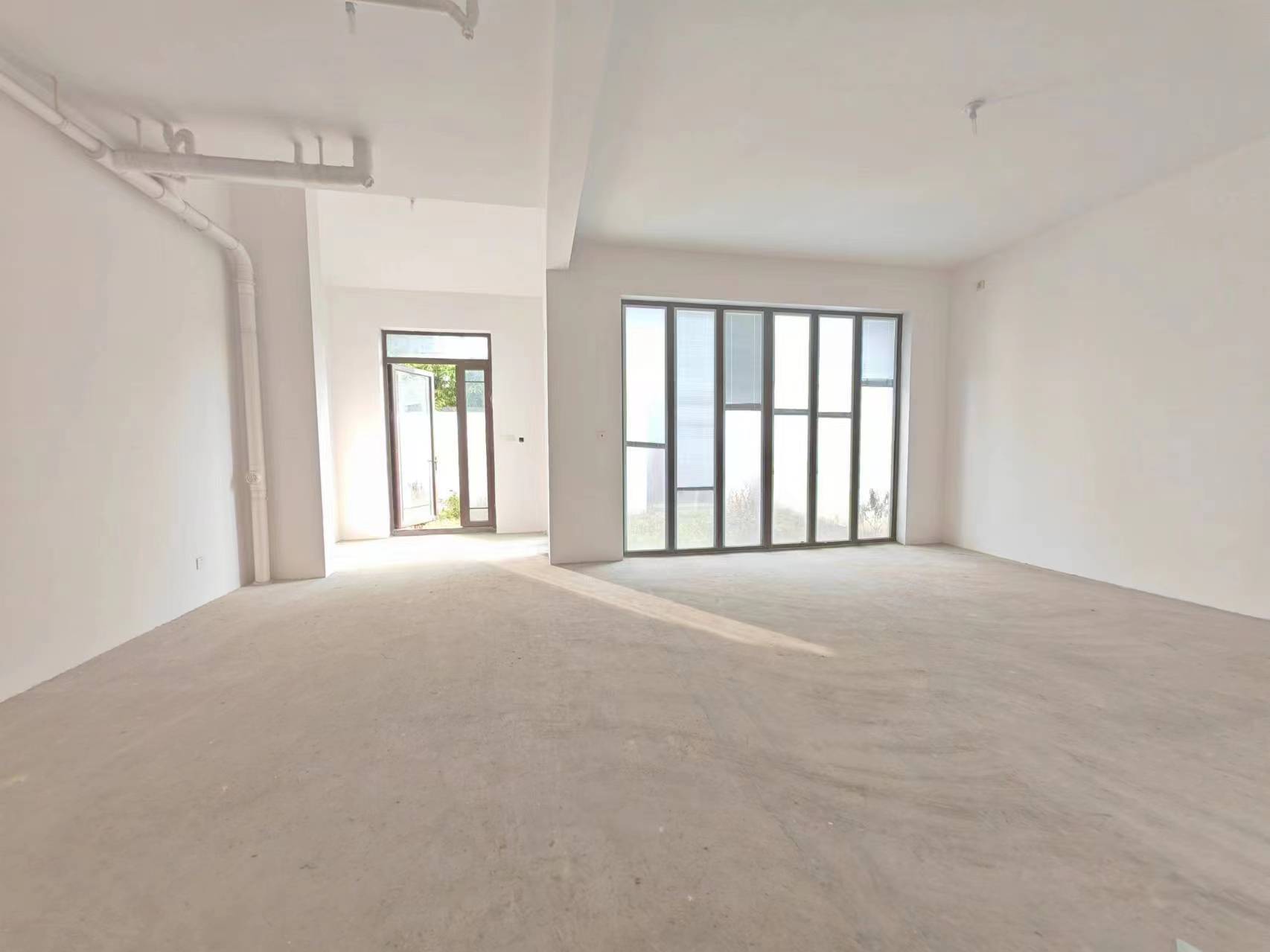 九间堂山居 4室2厅2卫 323.86m&sup2;