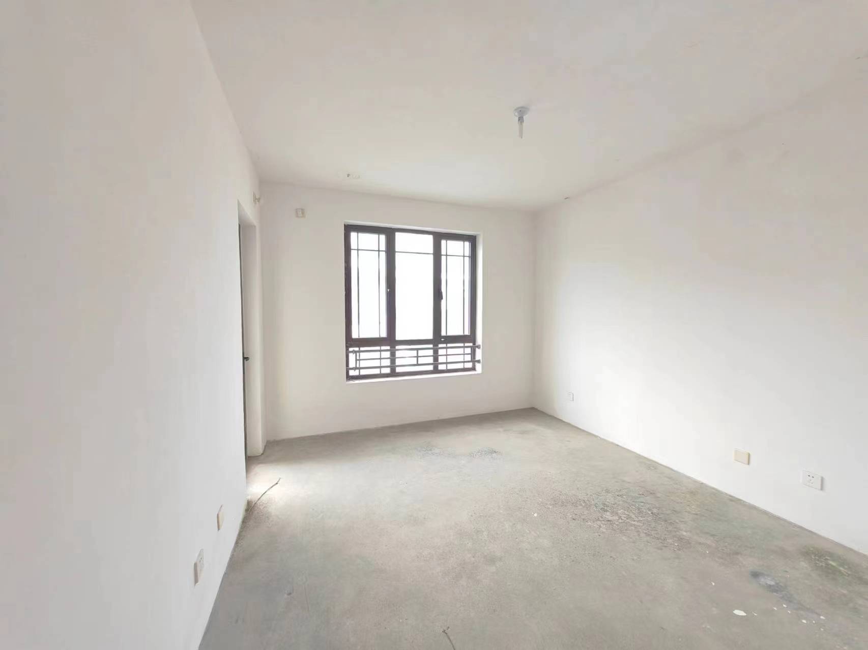 九间堂山居 4室2厅2卫 323.86m&sup2;