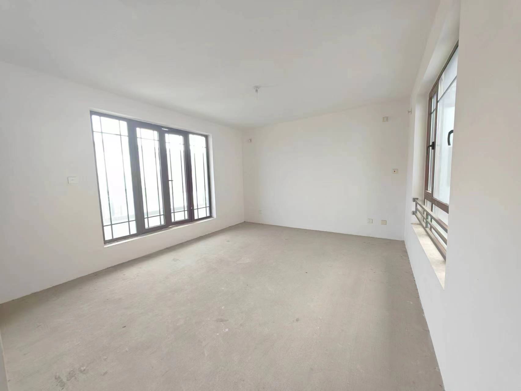 九间堂山居 4室2厅2卫 323.86m&sup2;