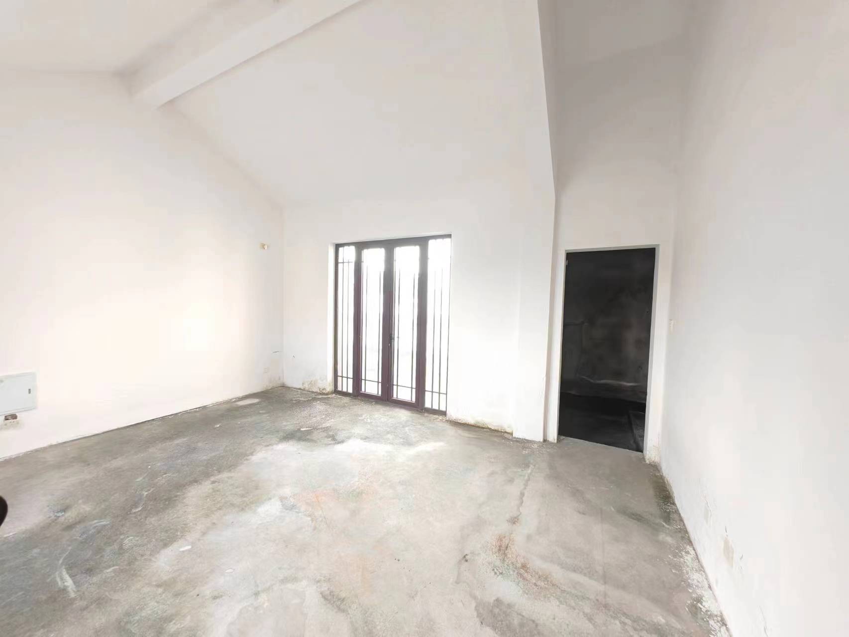 九间堂山居 4室2厅2卫 323.86m&sup2;