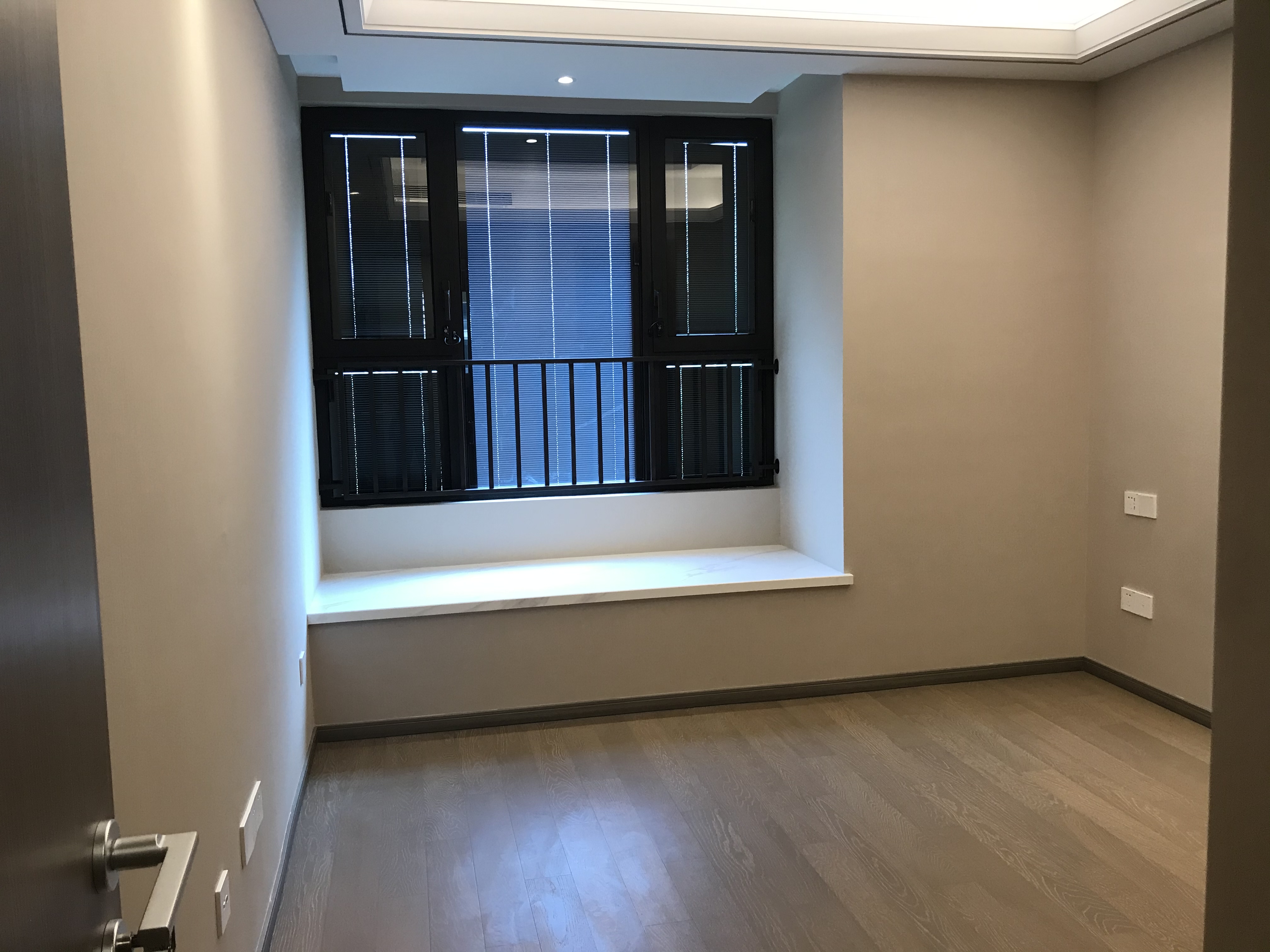 绿城&middot;诚园 3室2厅1卫 97m&sup2;
