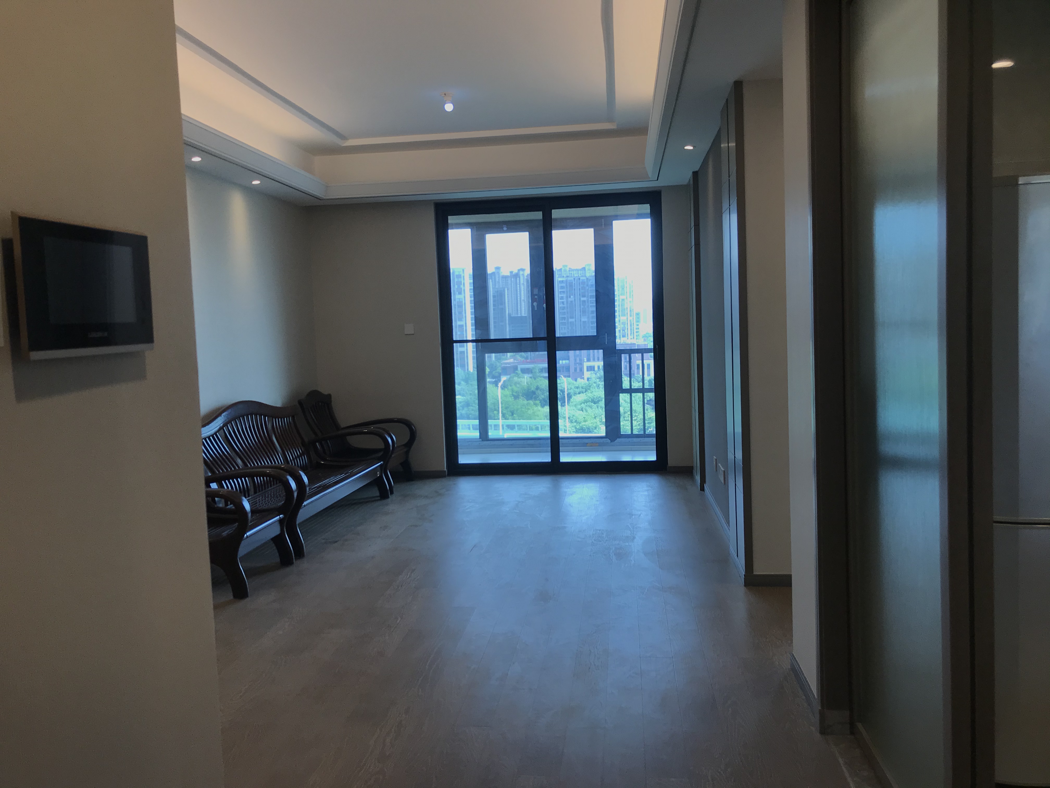 绿城&middot;诚园 3室2厅1卫 97m&sup2;