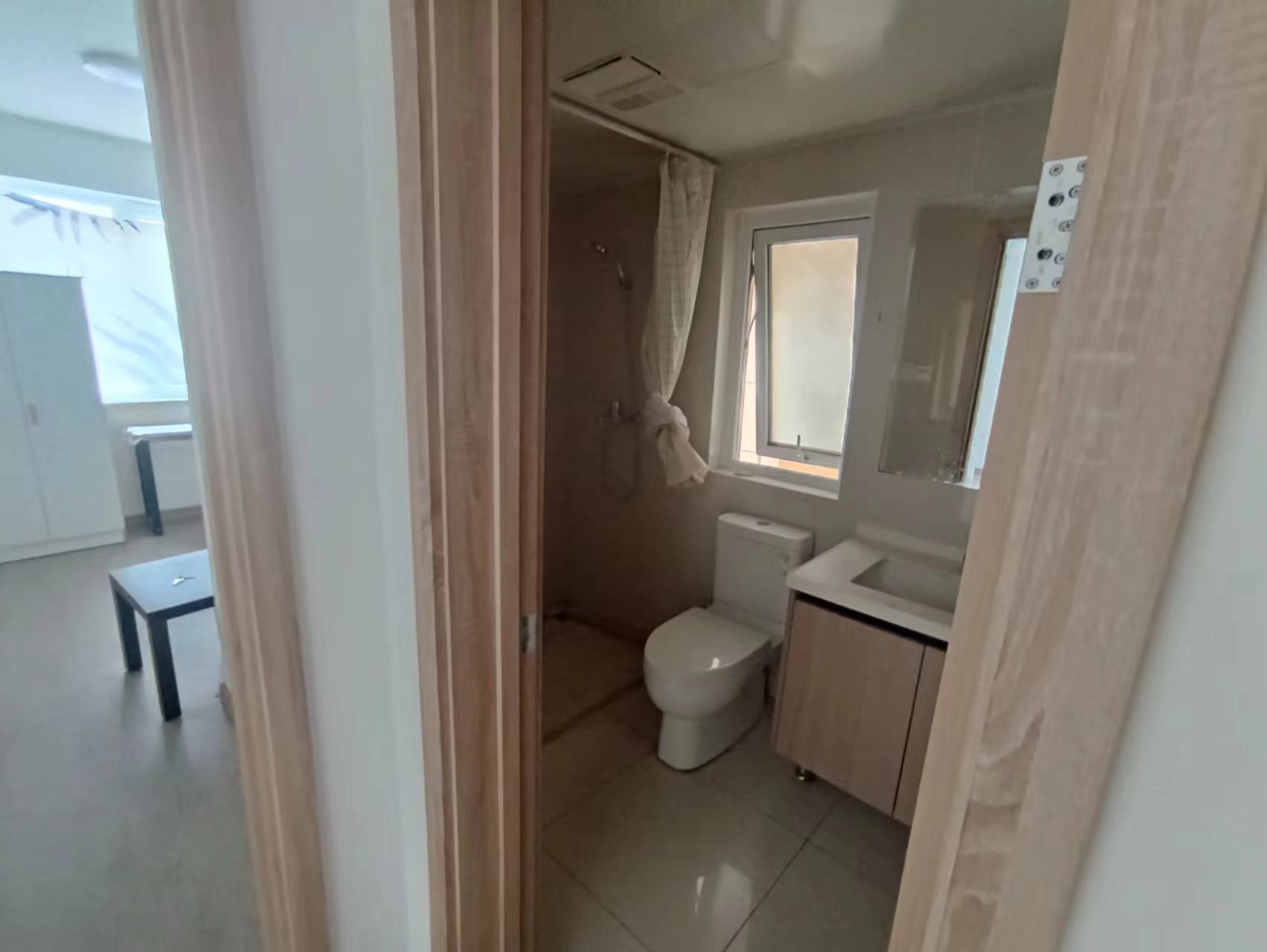 世茂九龙庭 3室2厅2卫 125m&sup2;