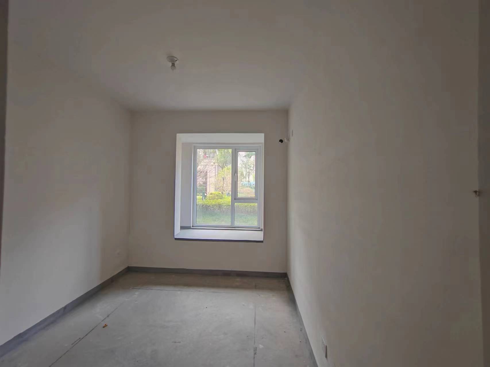 金地繁茂里 4室2厅2卫 133m&sup2;