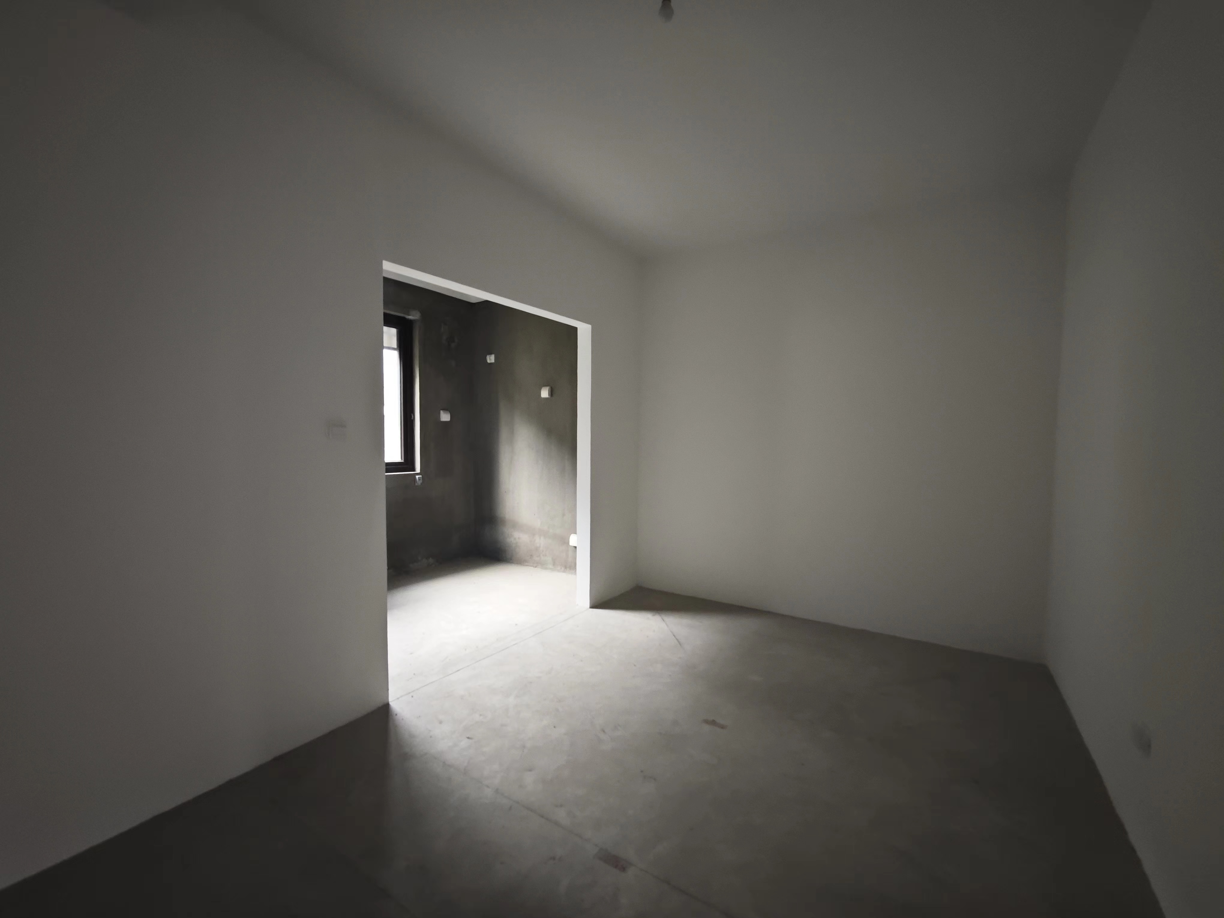 星湖郡 4室2厅3卫 370m&sup2;