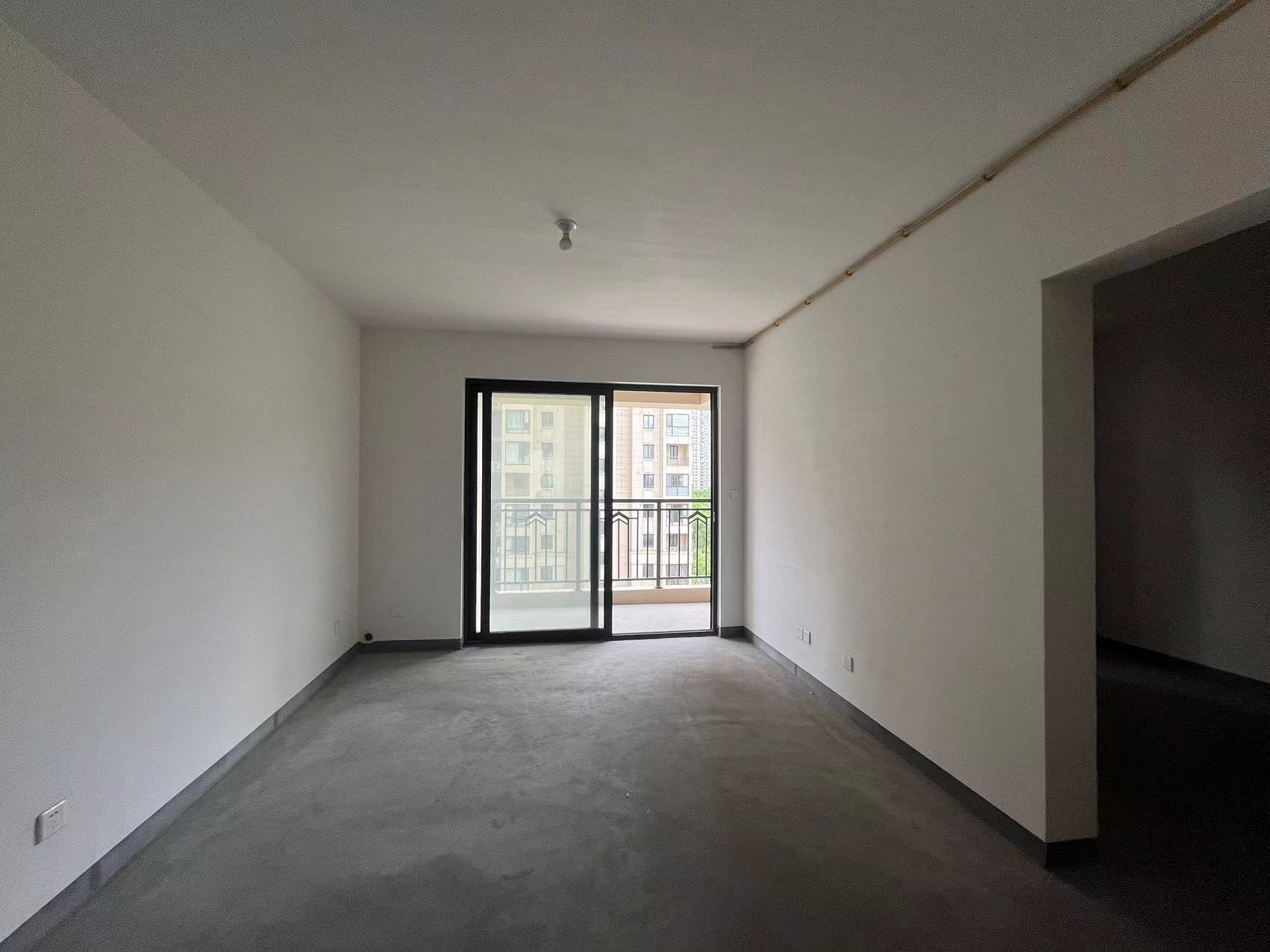 招商新城雍景湾 3室2厅2卫 99.73m²
