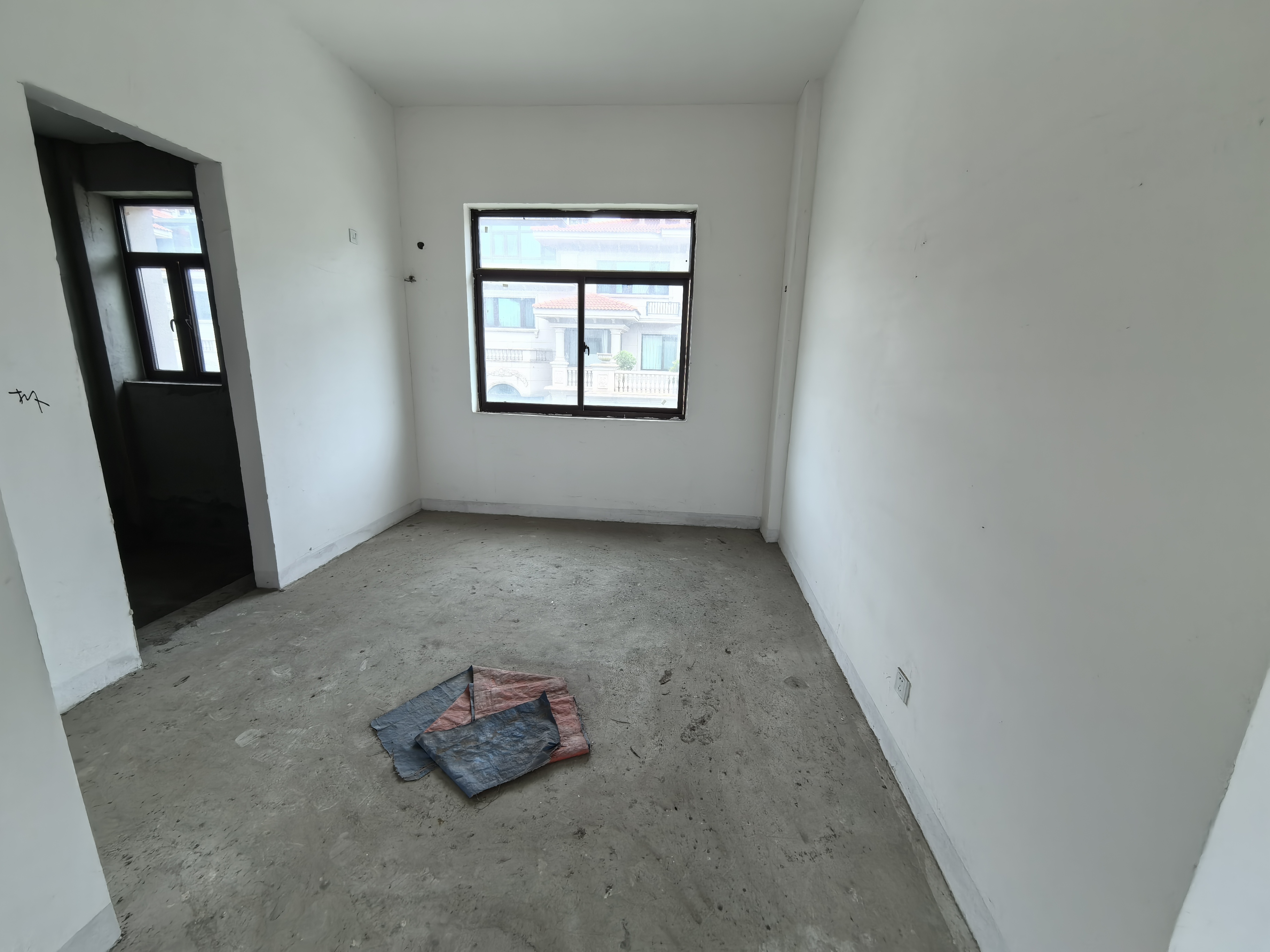 碧桂园(南通经济技术开发区) 5室2厅5卫 248.29m&sup2;
