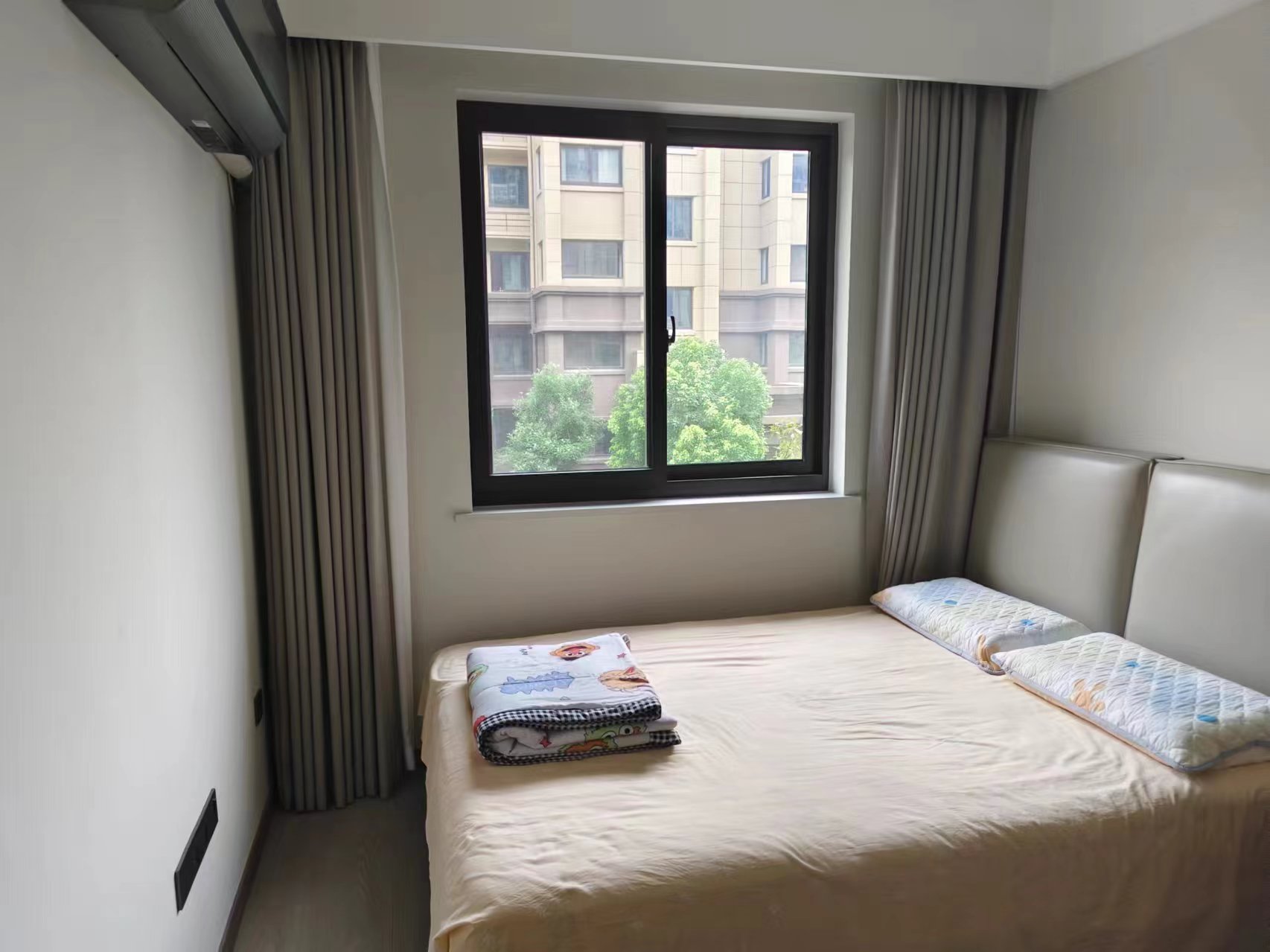 山芝庄新苑 2室1厅1卫 77m&sup2;