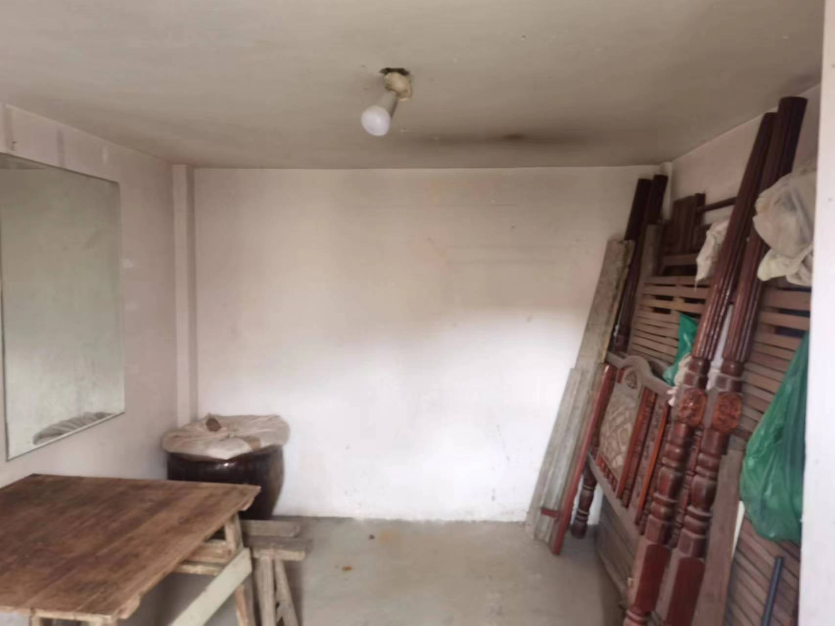 天霞苑 2室2厅1卫 75m²