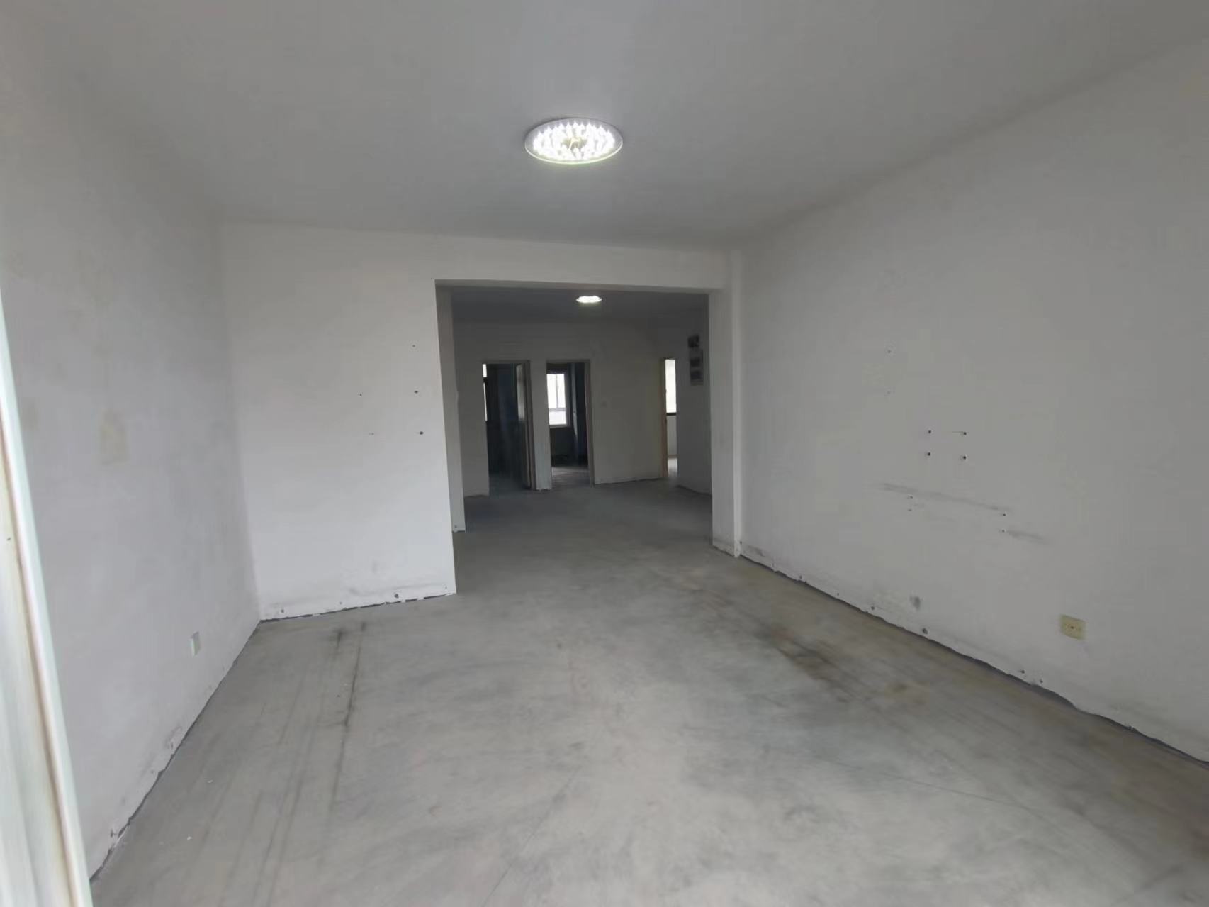江景苑小区 3室2厅1卫 120.00m²
