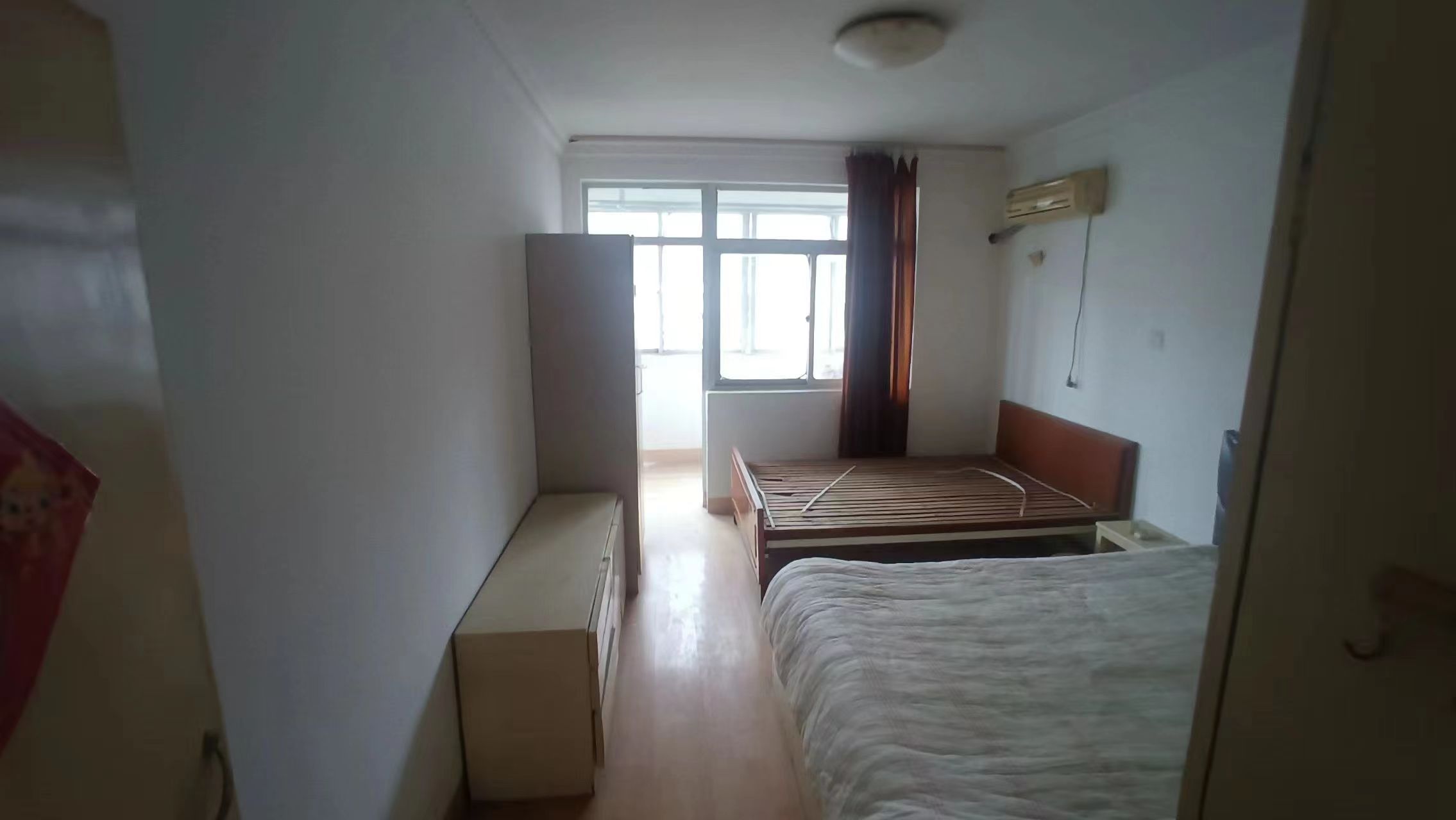 鸿运城市花苑 3室2厅1卫 123.44m&sup2;