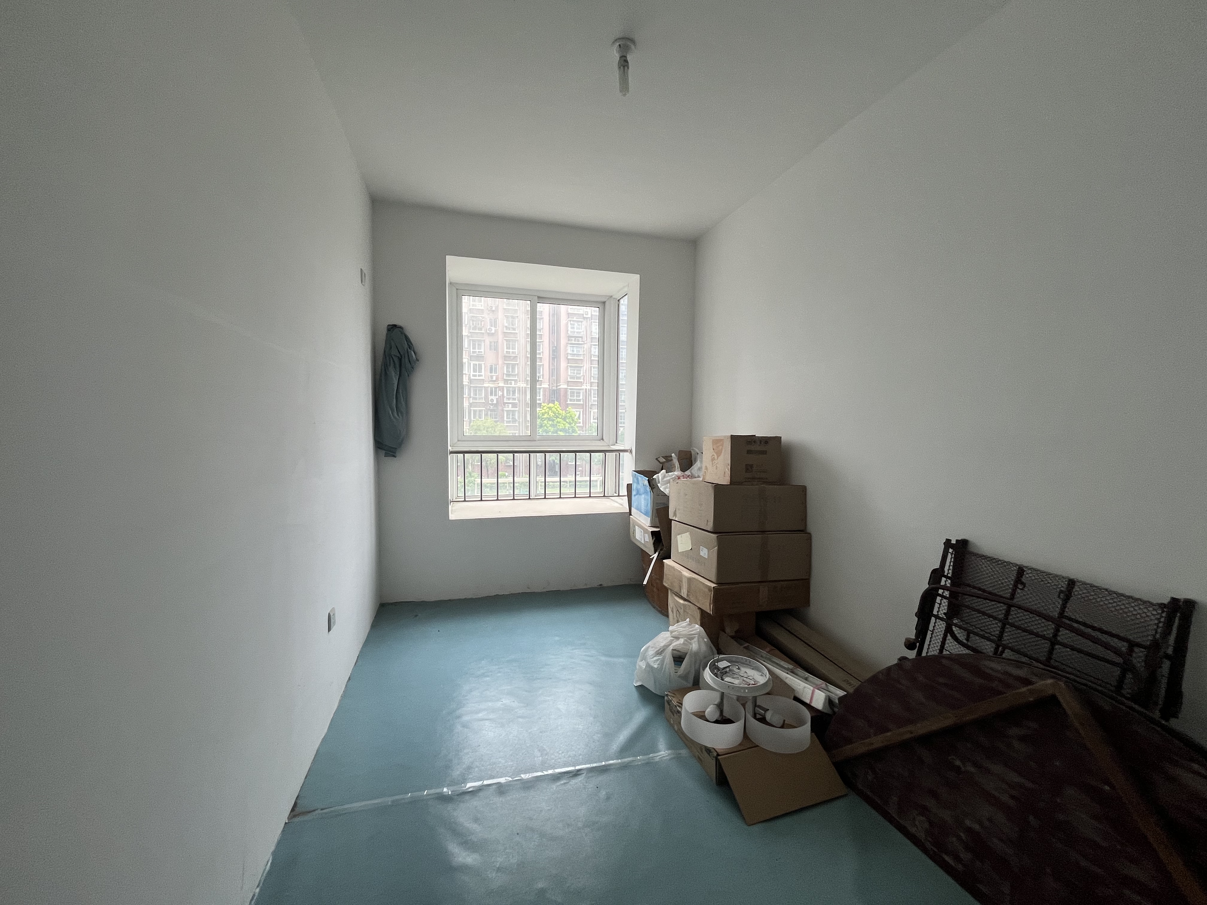 天虹苑 4室2厅1卫 130.00m&sup2;