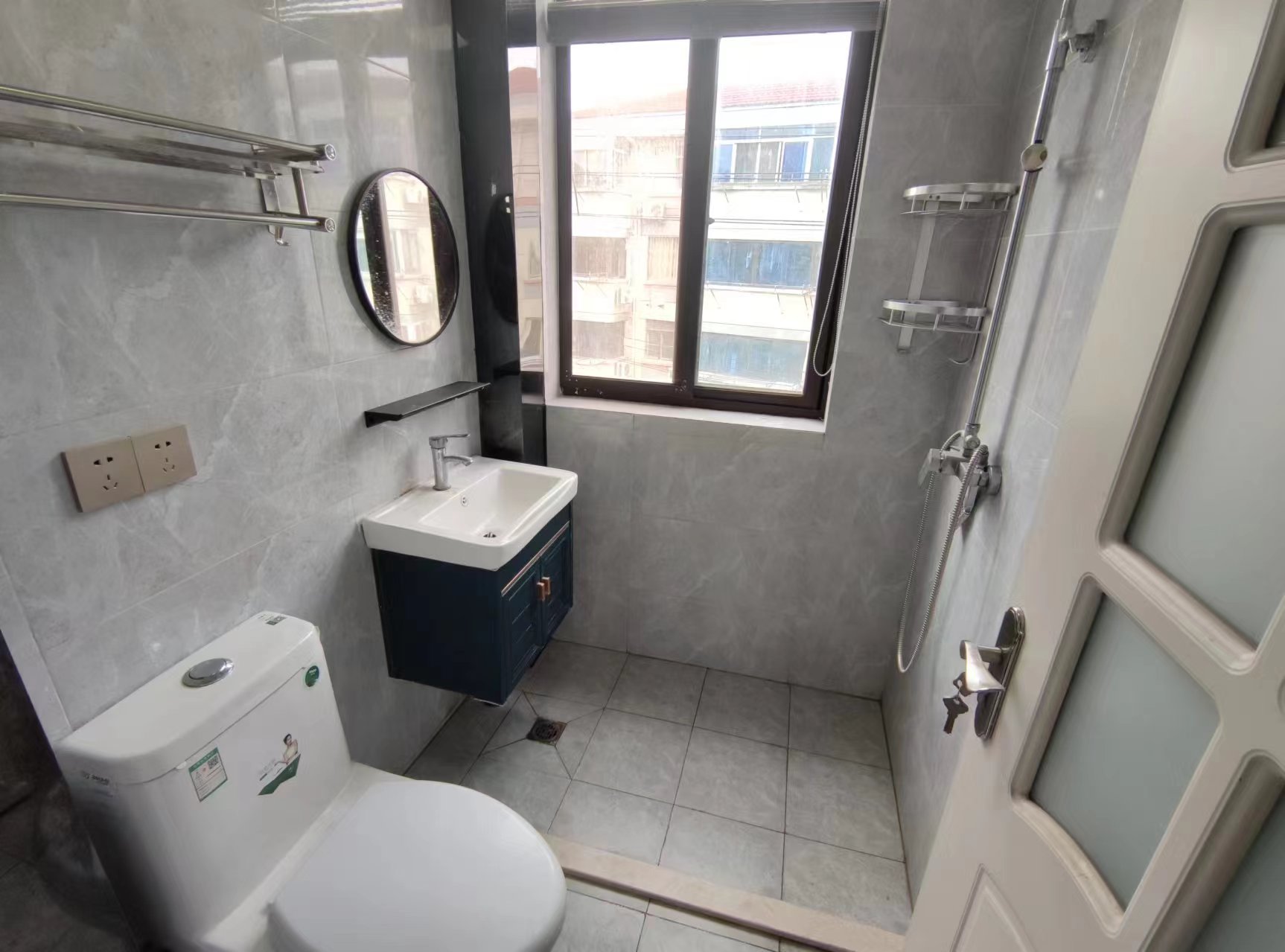 易家桥新村 2室1厅1卫 72.00m&sup2;