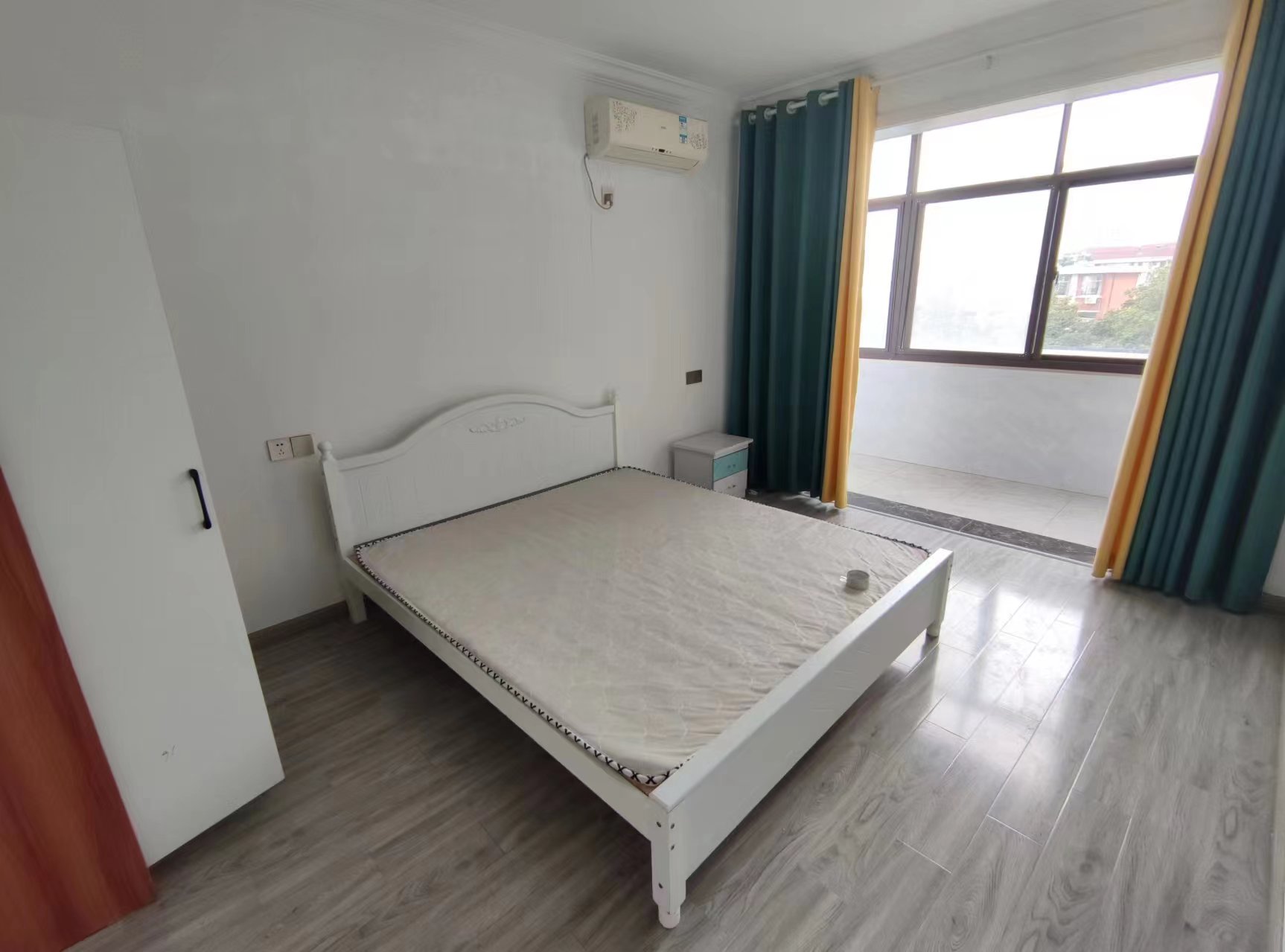 易家桥新村 2室1厅1卫 72.00m&sup2;