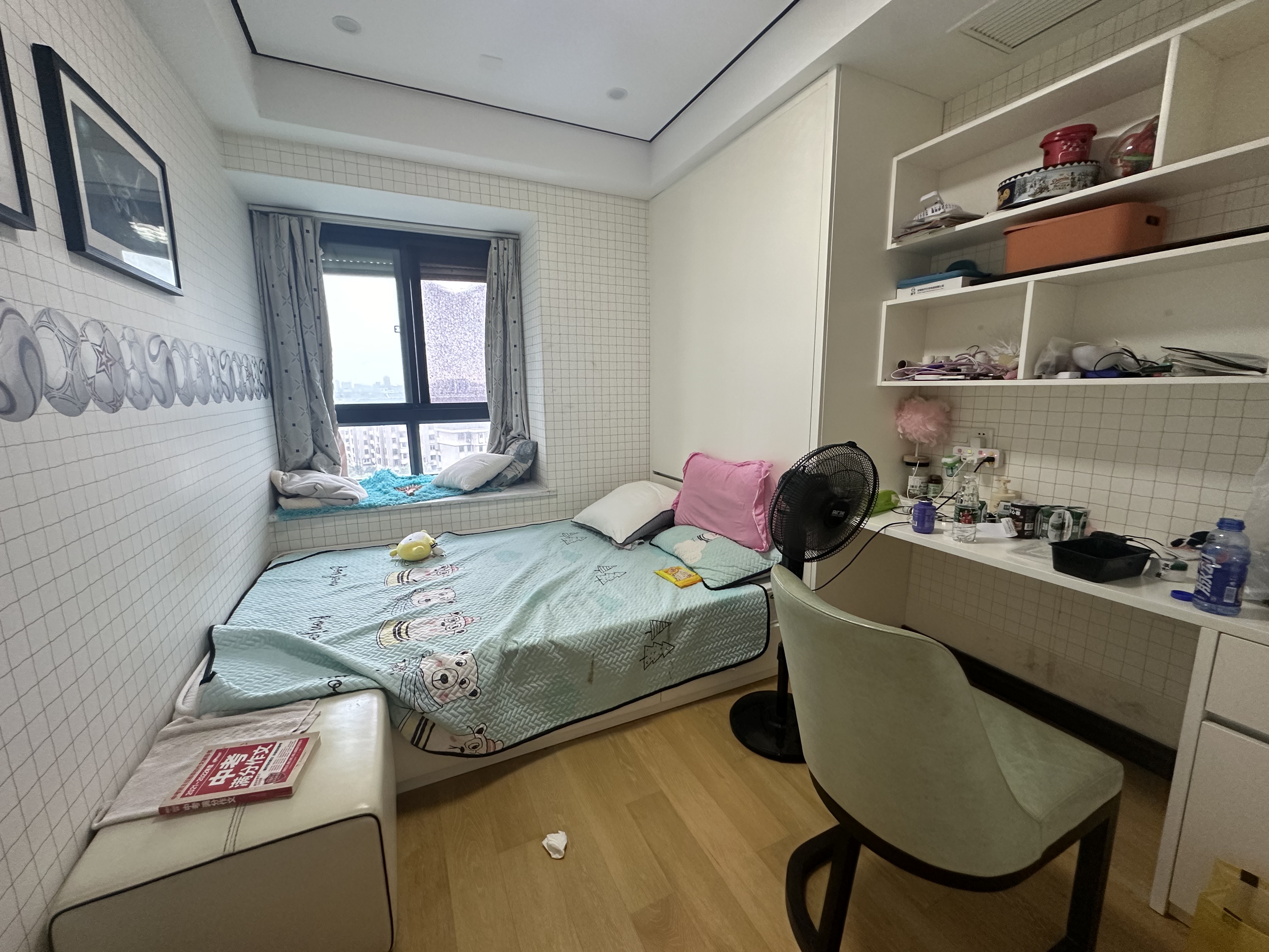 南辰濠郡 2室2厅1卫 88.98m²