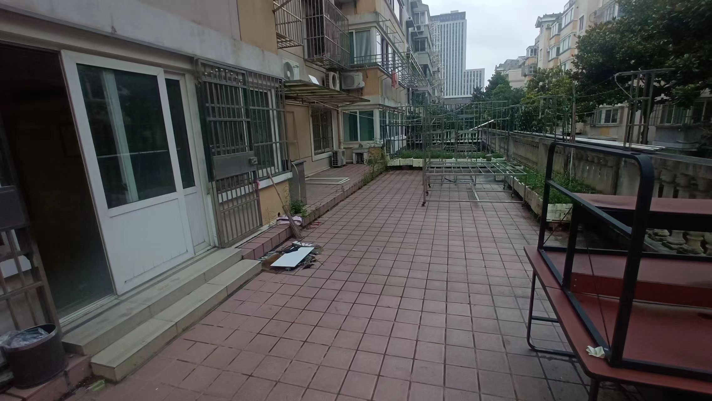 怡安花苑南区 4室2厅1卫 148.23m²