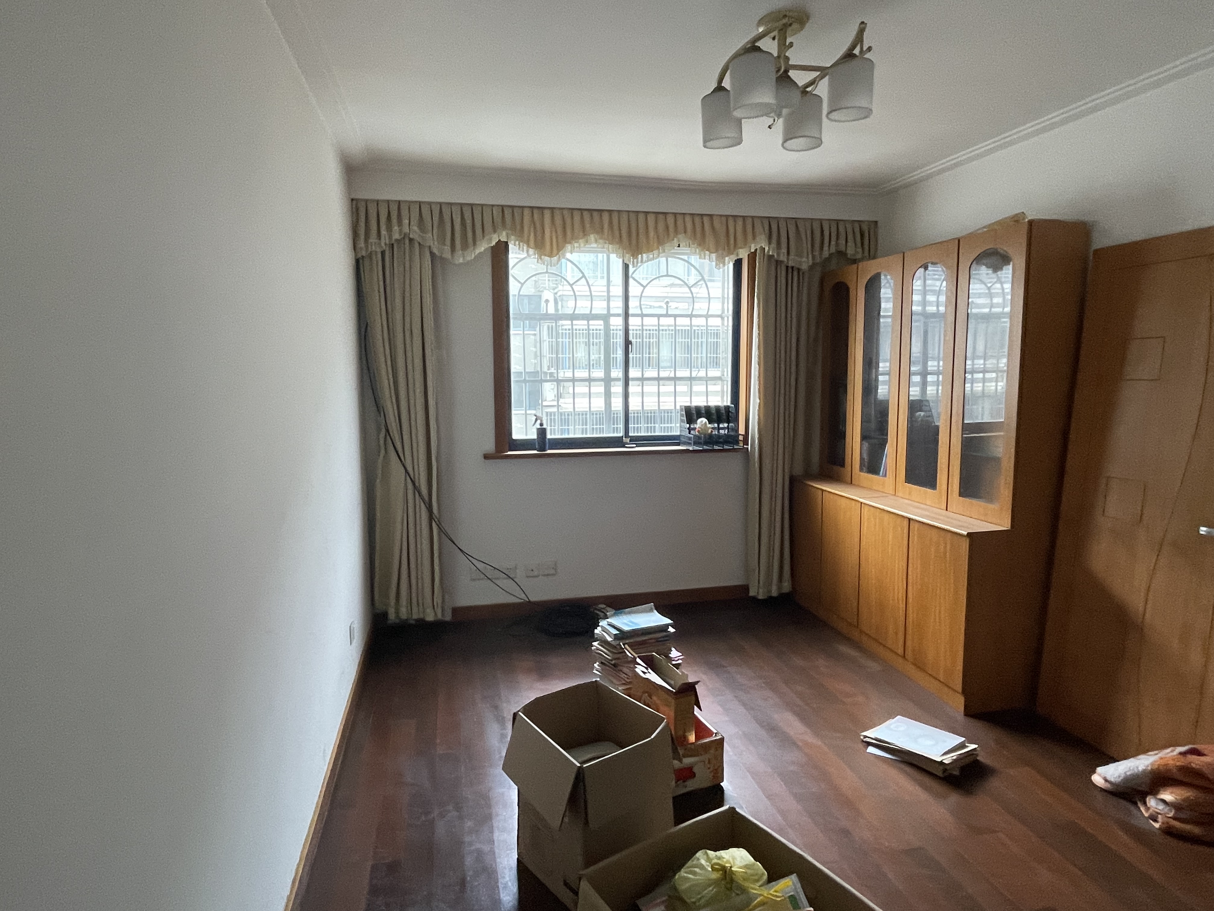 新建路新村(新建花苑) 3室2厅1卫 142.00m&sup2;