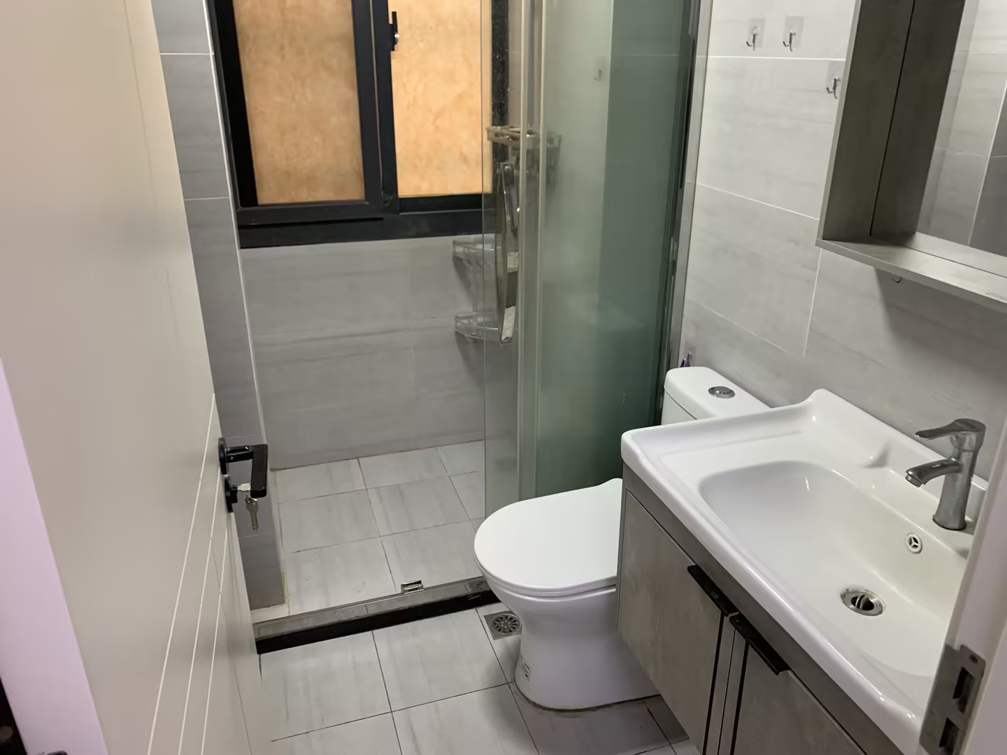 万象新路 2室1厅1卫 72m&sup2;