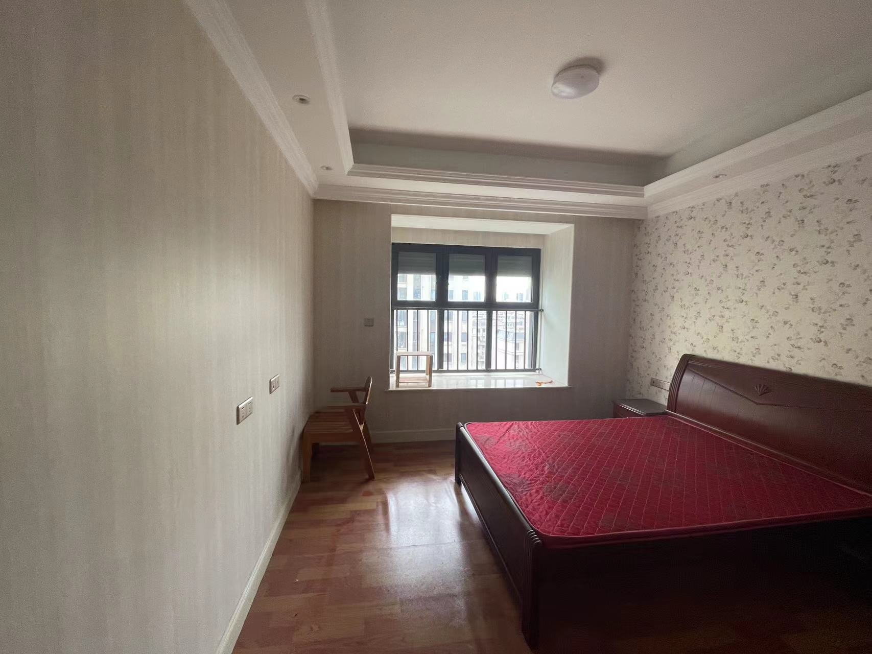 中海铂樾府 4室2厅2卫 143.36m&sup2;