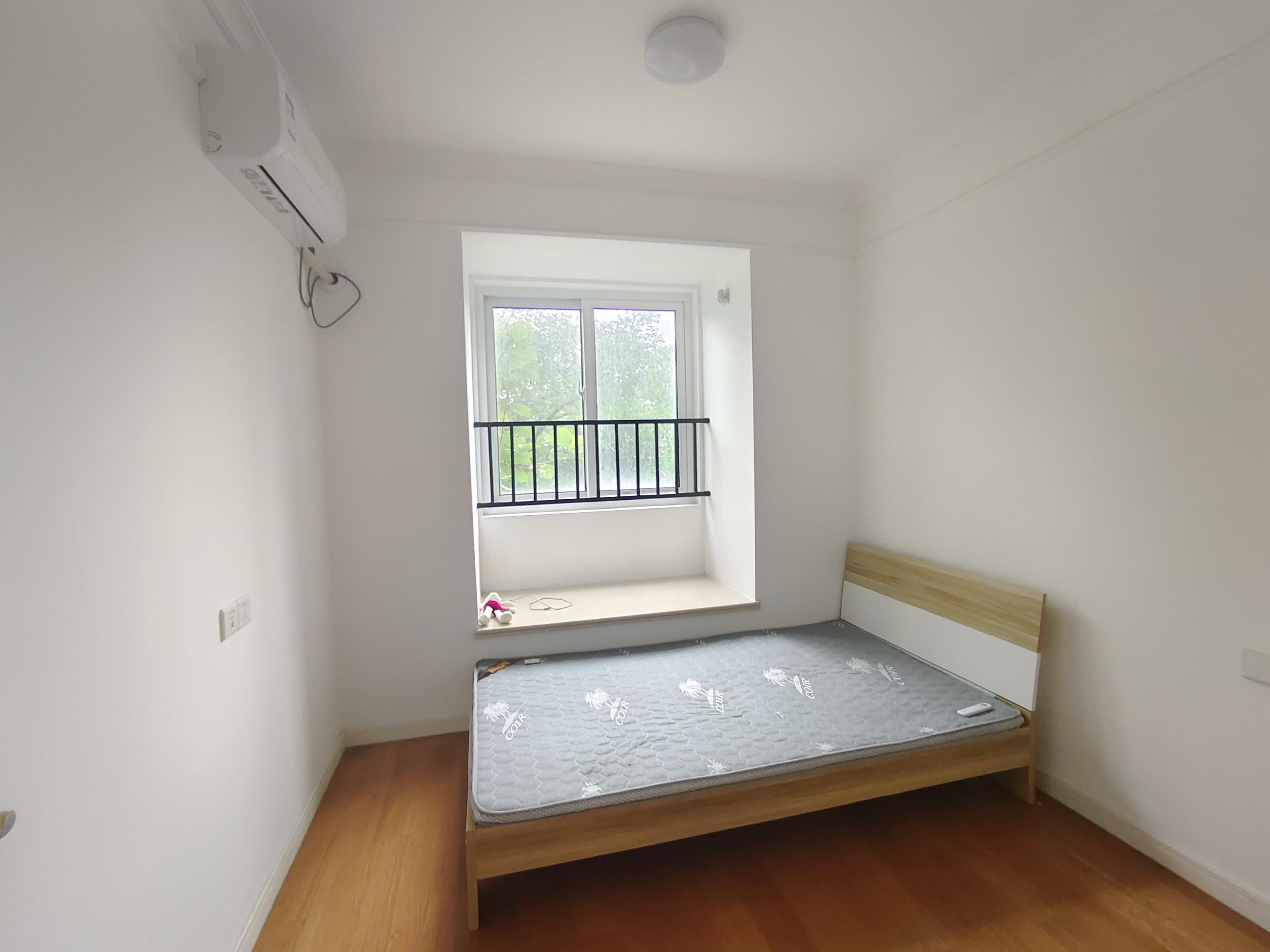 中海碧林湾 3室2厅2卫 109m&sup2;