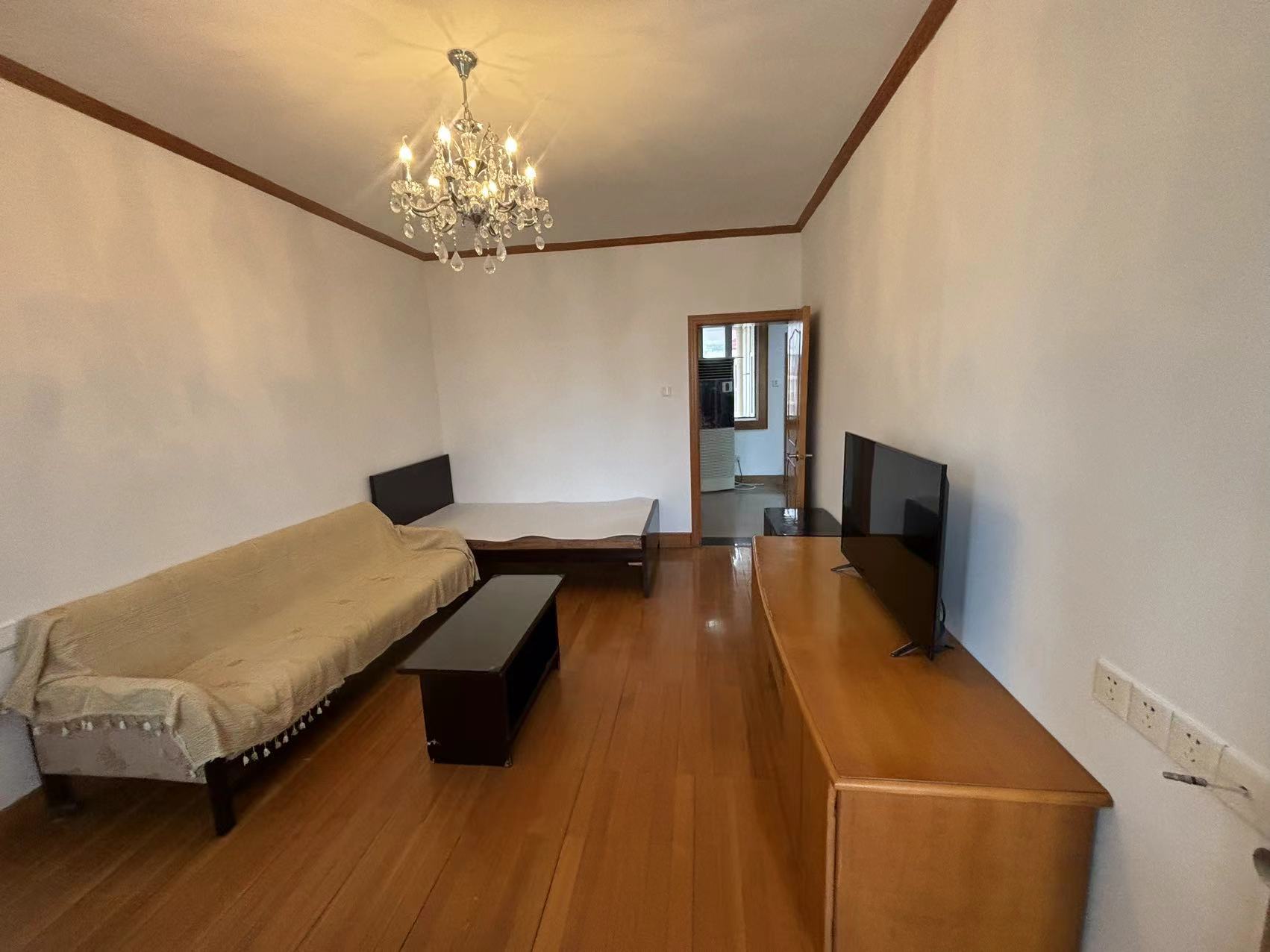 城港新村 3室1厅1卫 73.3m&sup2;
