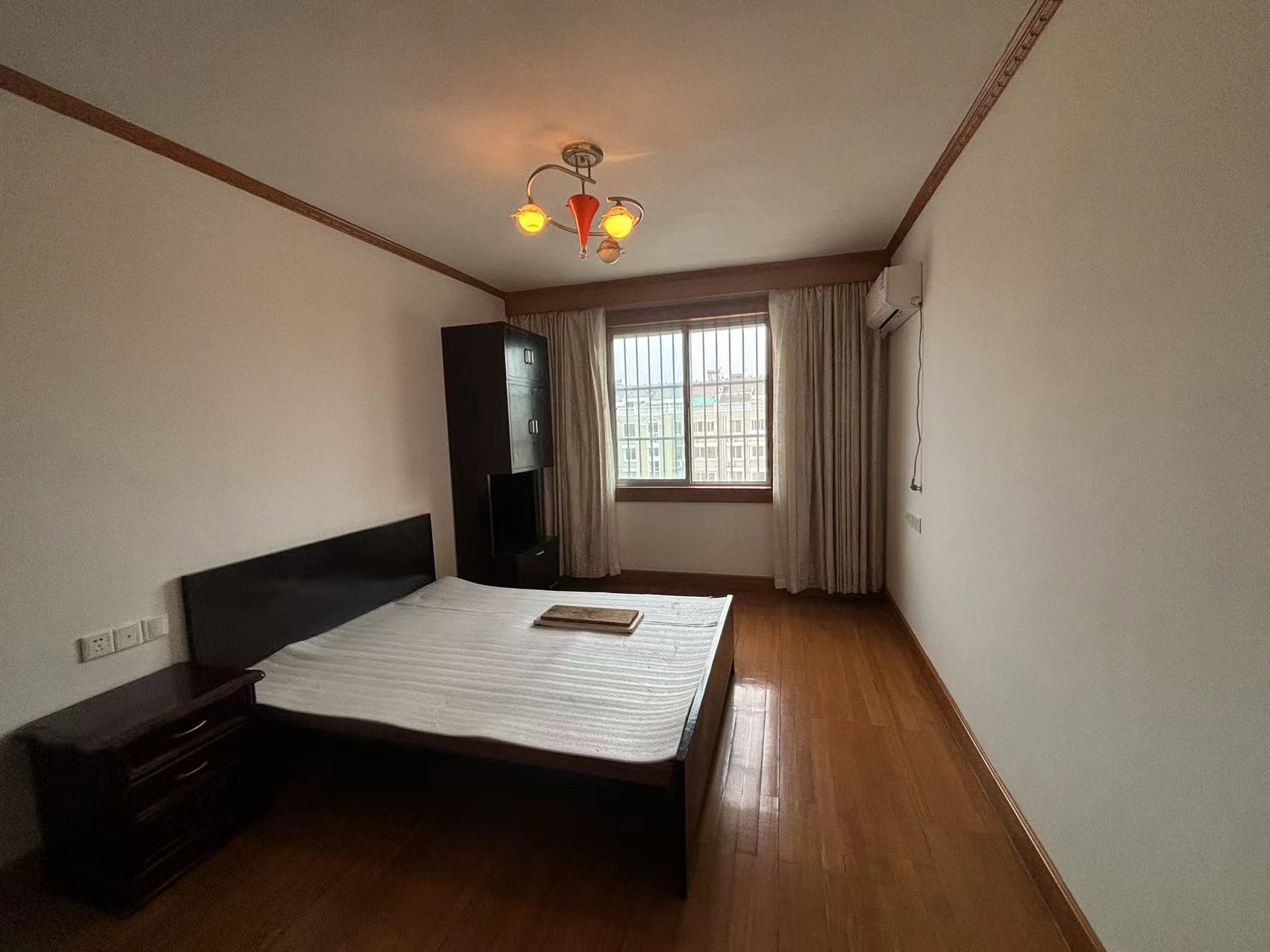 城港新村 3室1厅1卫 73.3m&sup2;
