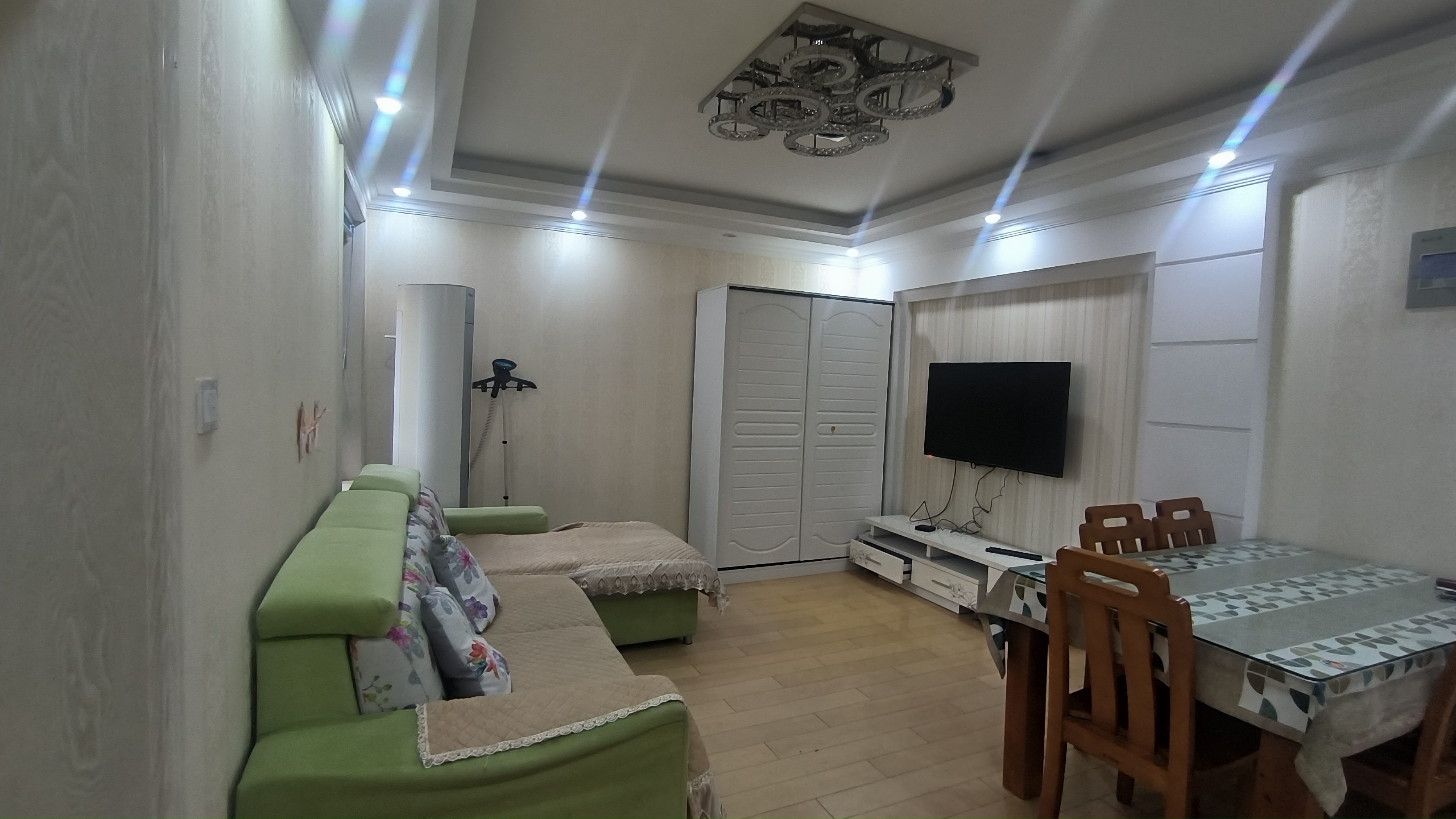 炜赋花苑 2室2厅1卫 78m&sup2;