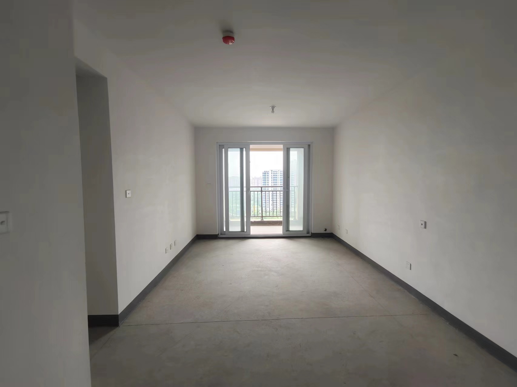 新城香溢紫郡 3室2厅1卫 97m&sup2;