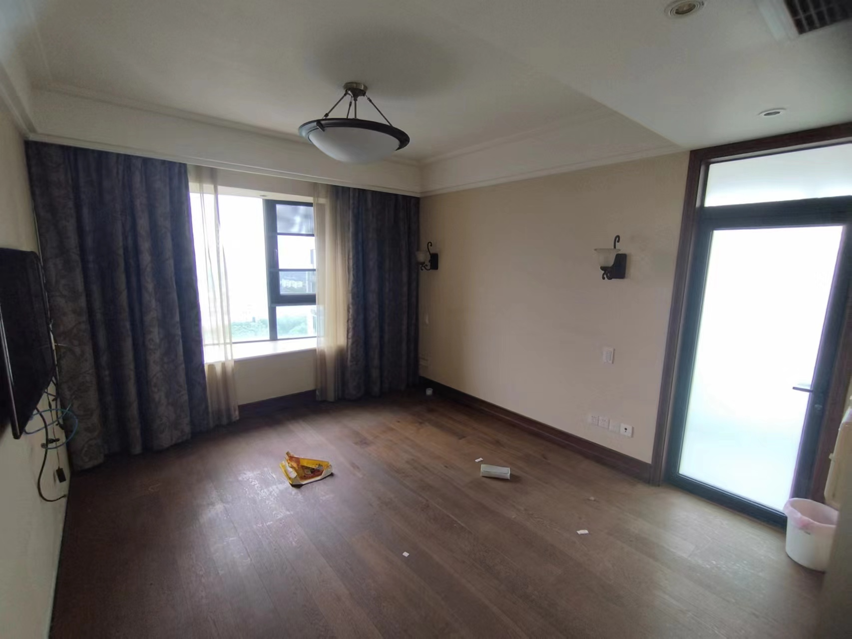 七星花园 1室1厅1卫 106.61m²