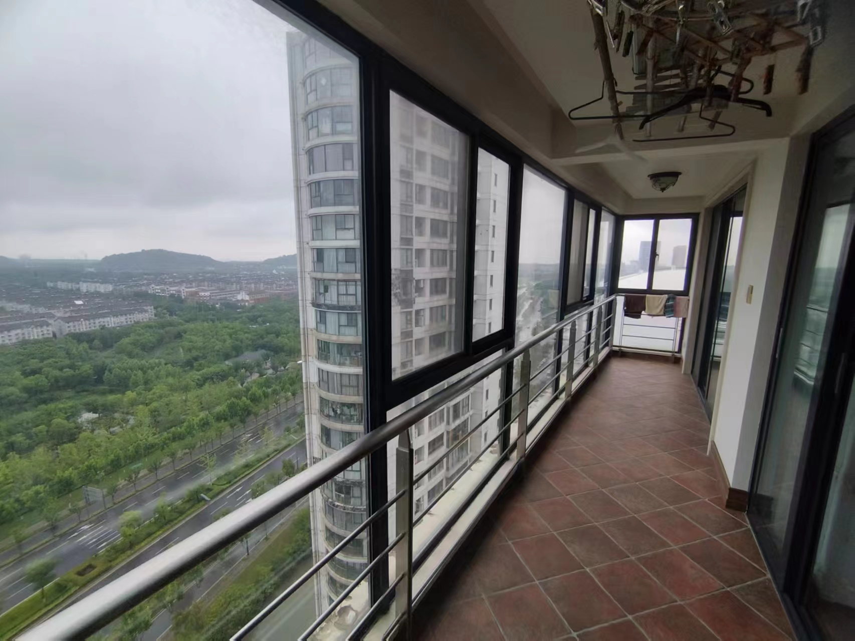 七星花园 1室1厅1卫 106.61m²