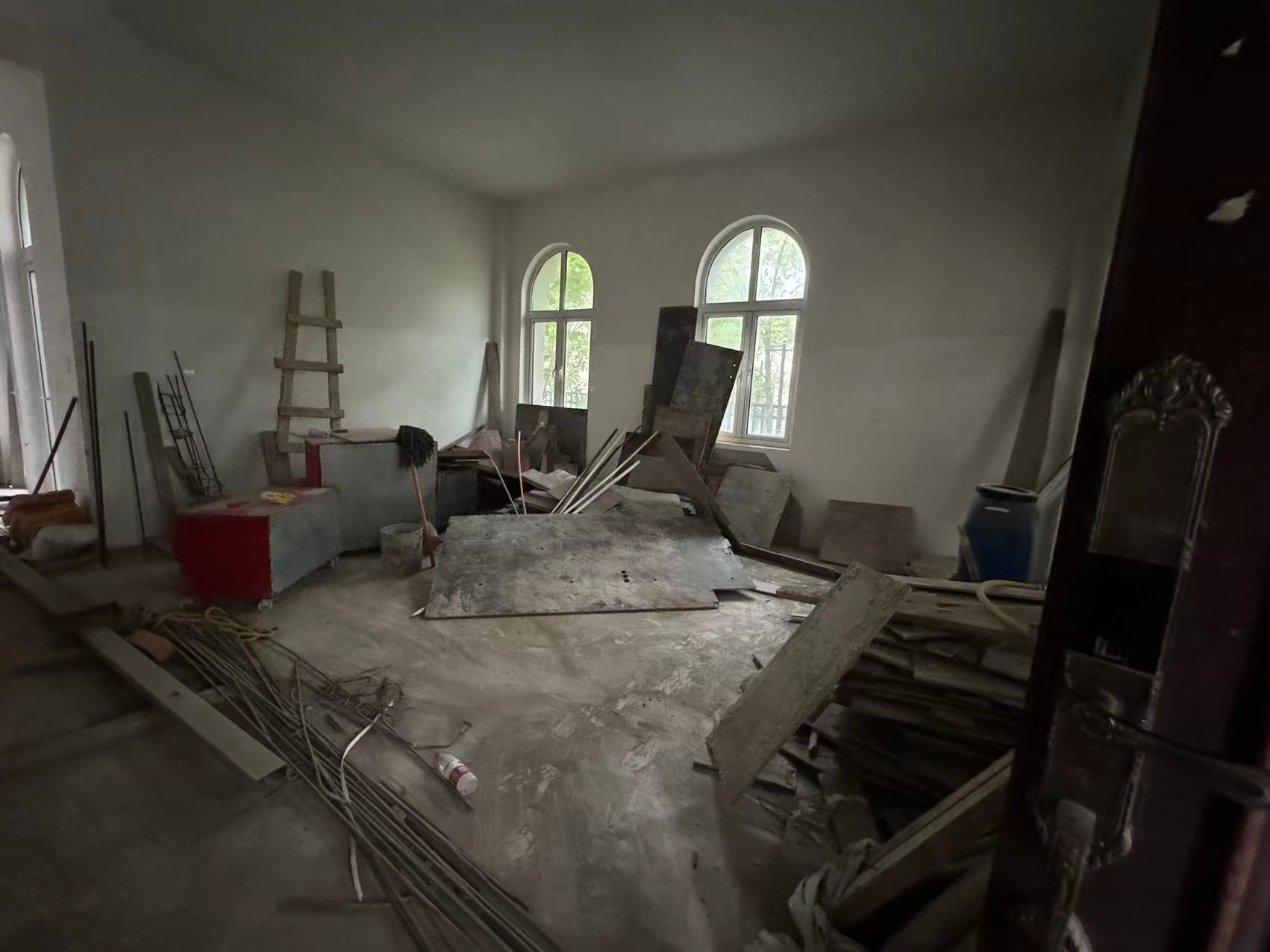 顺发御园 5室3厅5卫 368.45m²