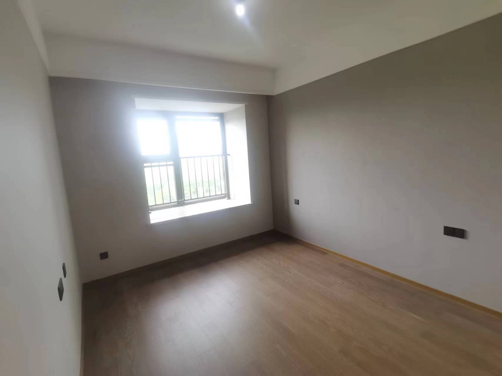 仁恒公园世纪 4室2厅2卫 132m&sup2;