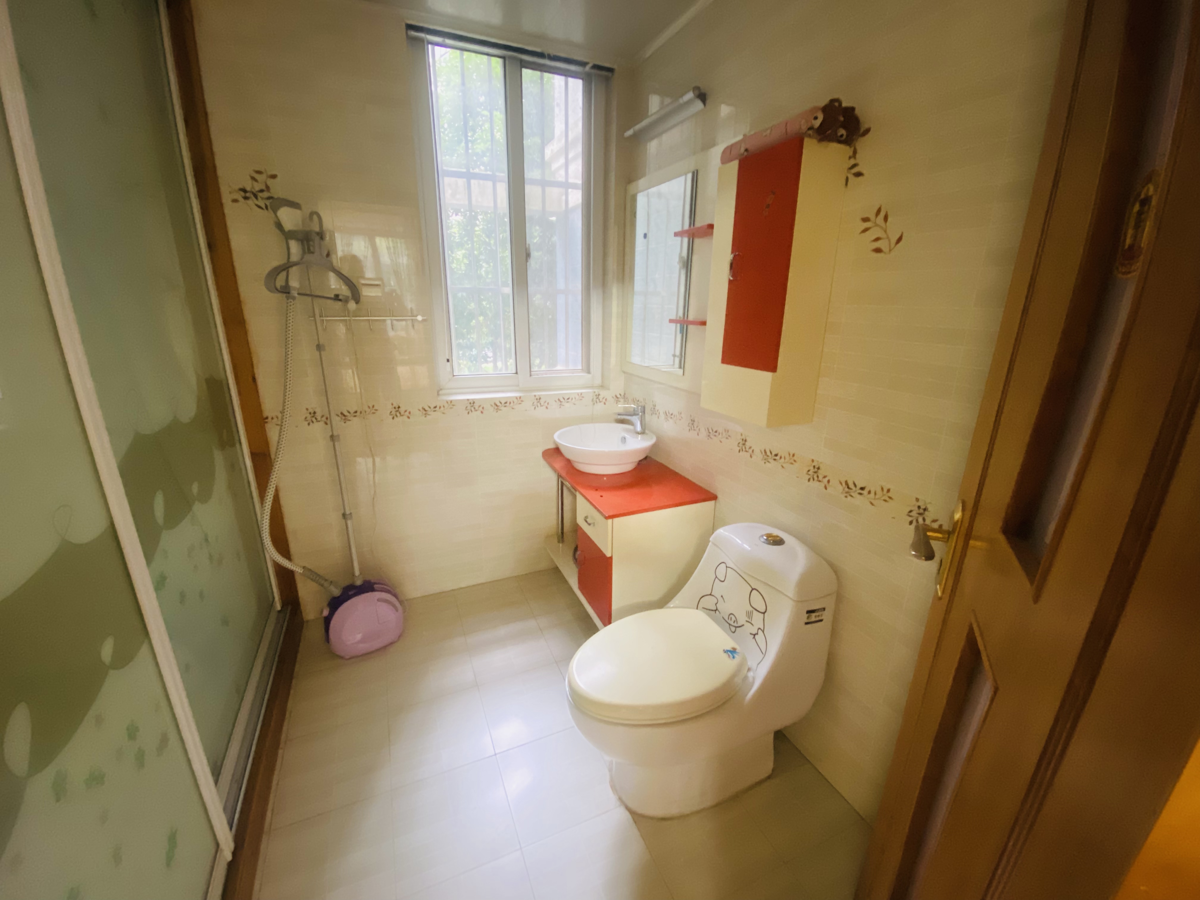 春晖花园 3室2厅2卫 131.37m&sup2;
