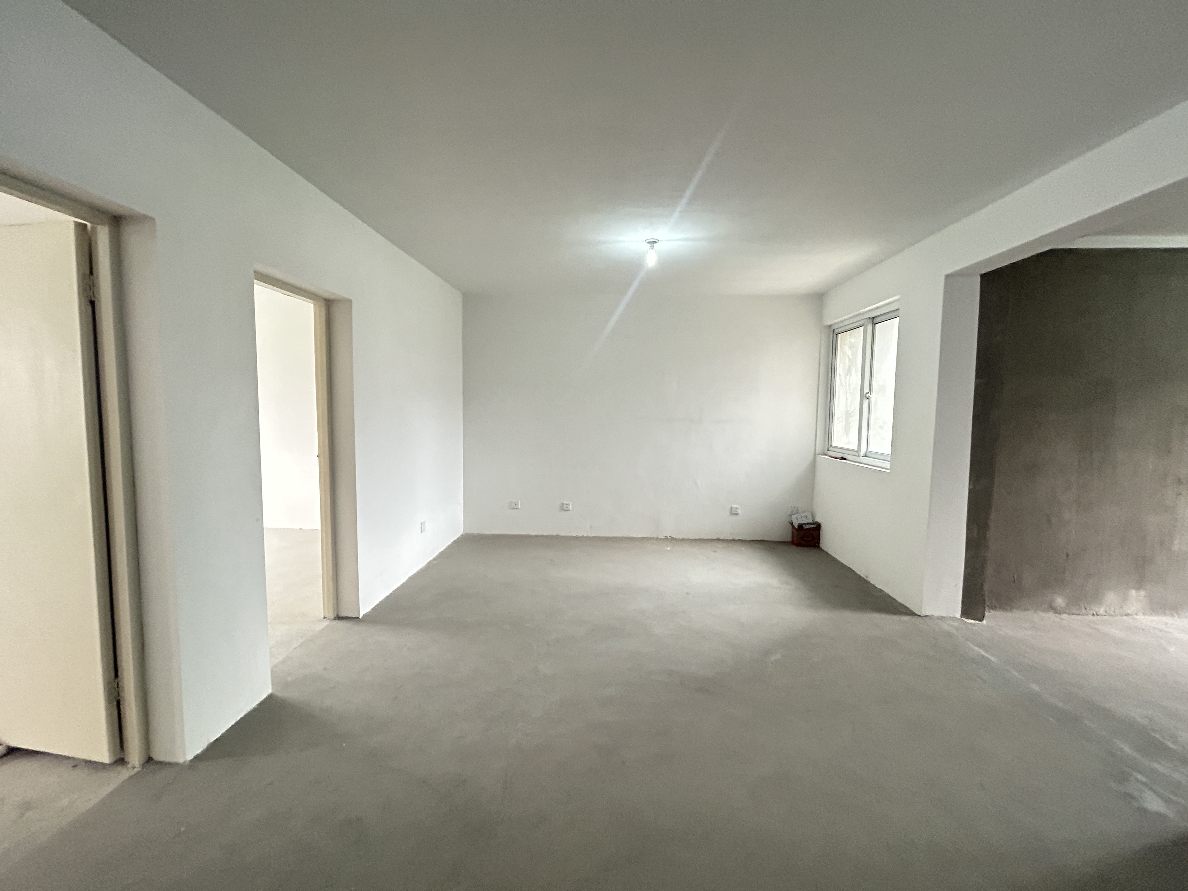 兴和家园 2室2厅1卫 98m²