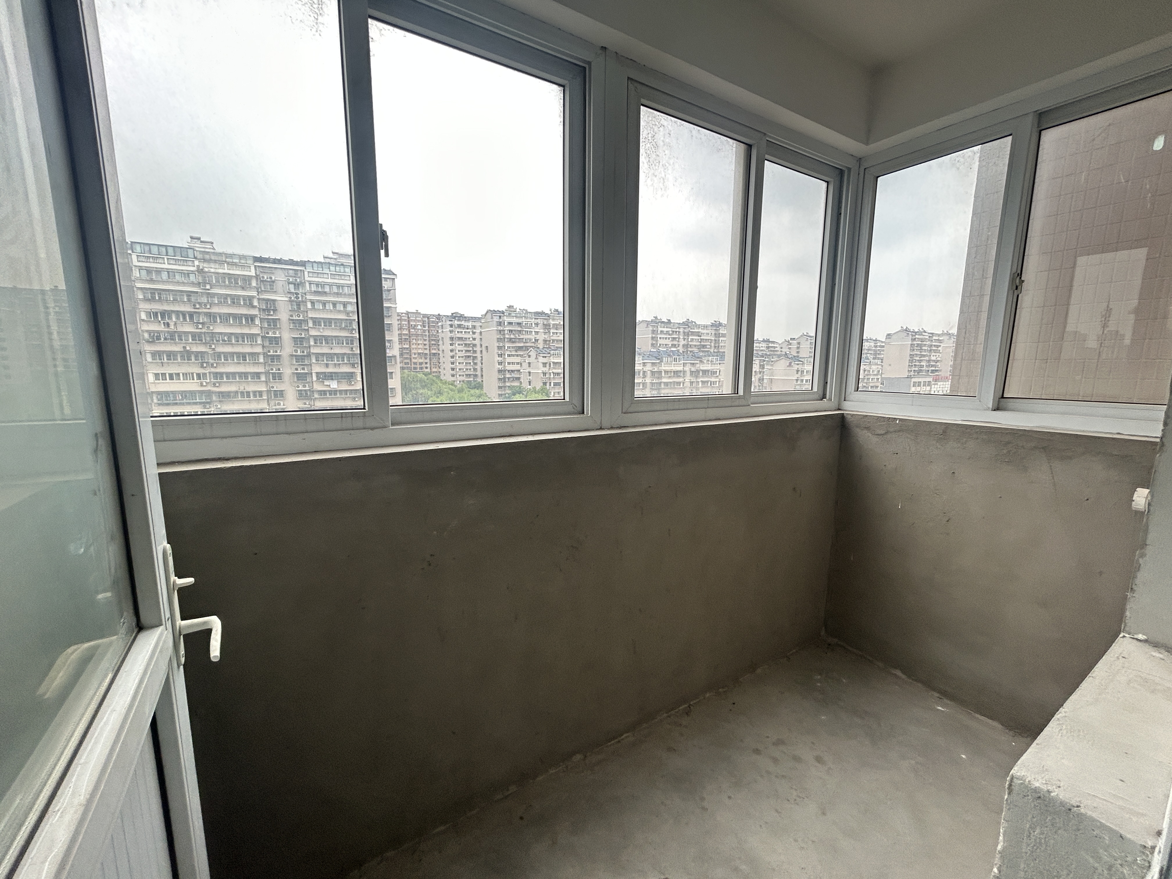 兴和家园 2室2厅1卫 98m&sup2;
