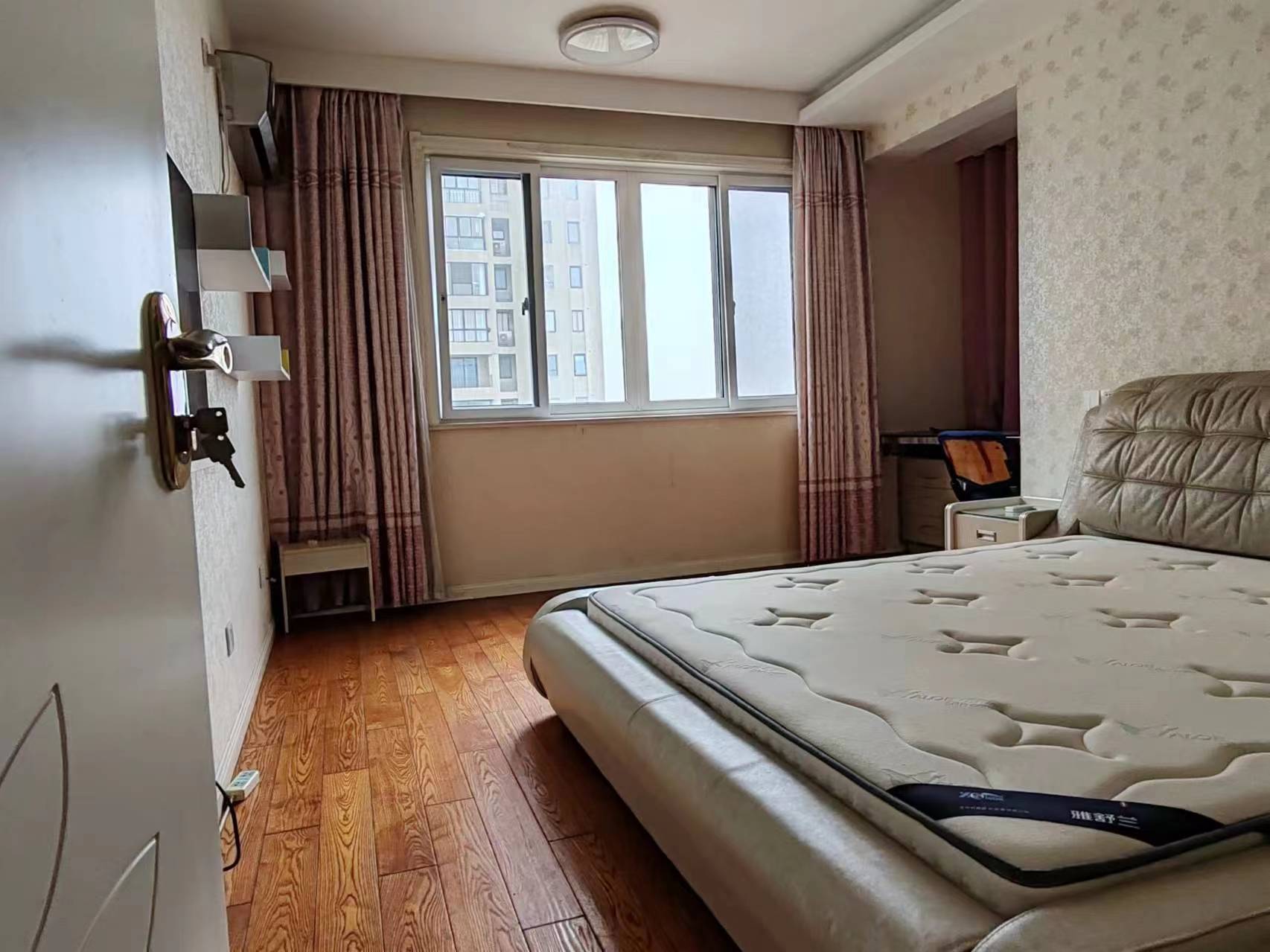 南通橡树湾 3室2厅2卫 140m&sup2;