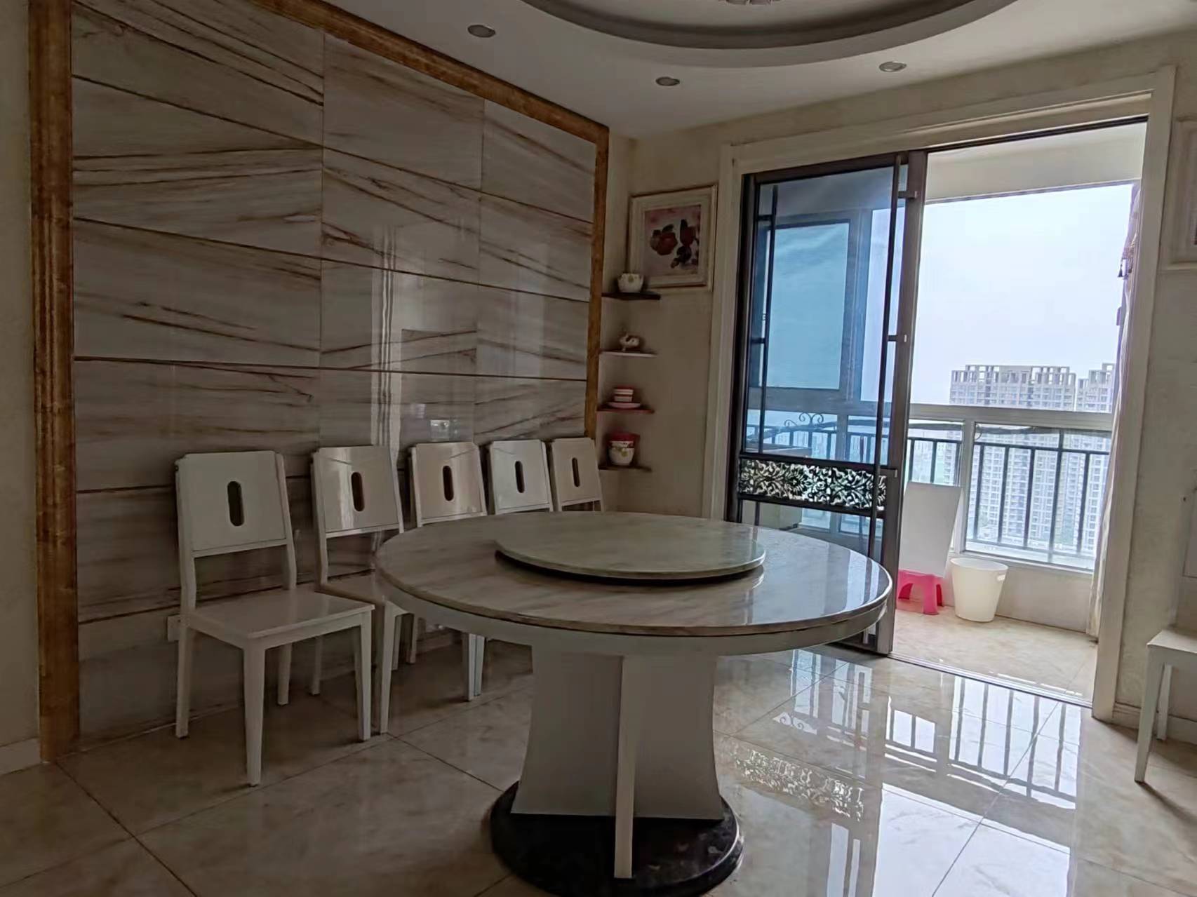 南通橡树湾 3室2厅2卫 140m&sup2;