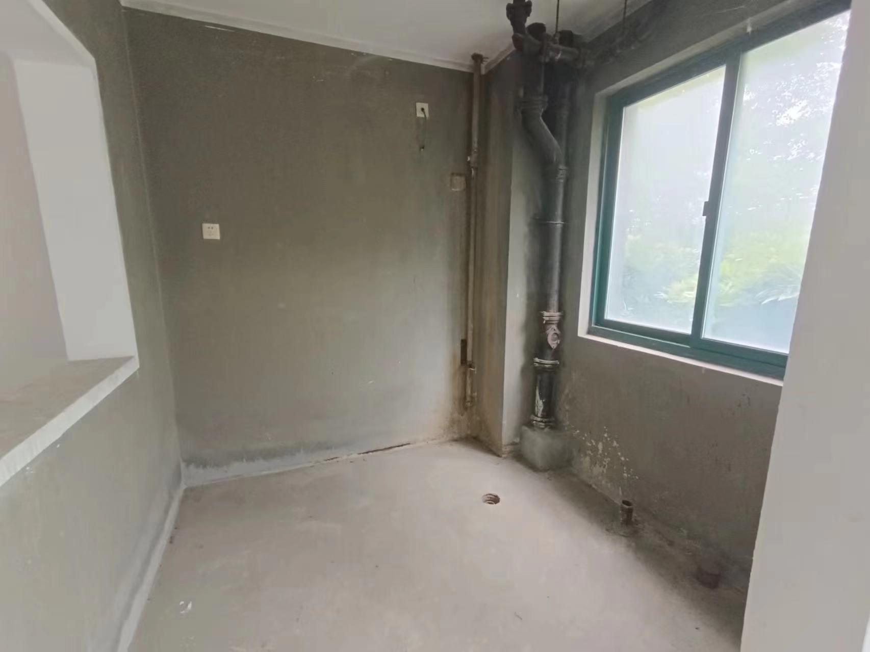 新城小区 3室2厅2卫 146m²