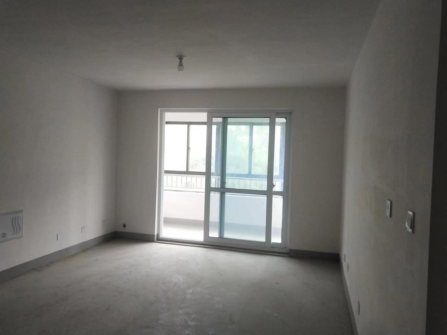 天一裕景苑 3室2厅2卫 145.6m²