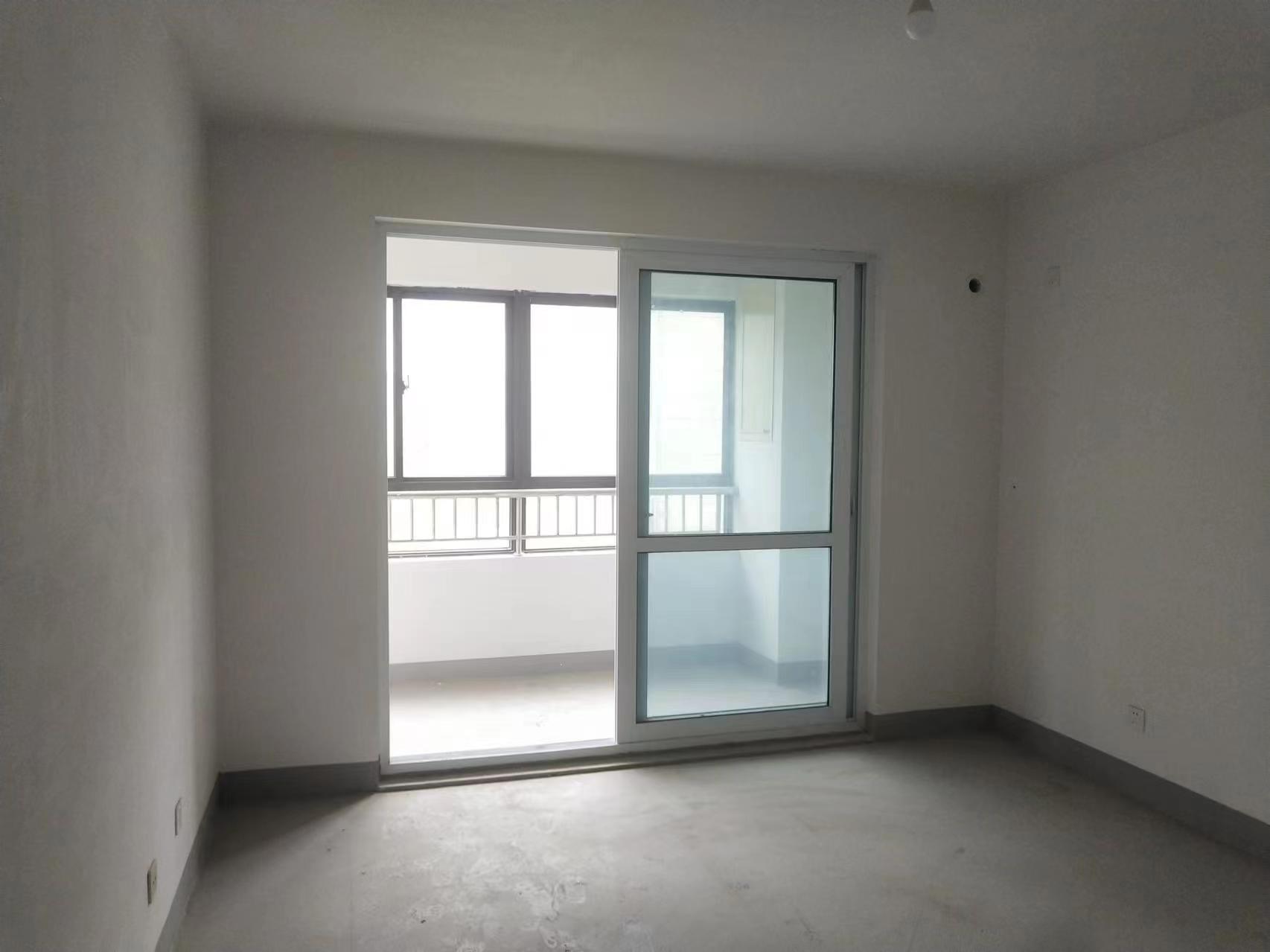 天一裕景苑 3室2厅2卫 145.6m²