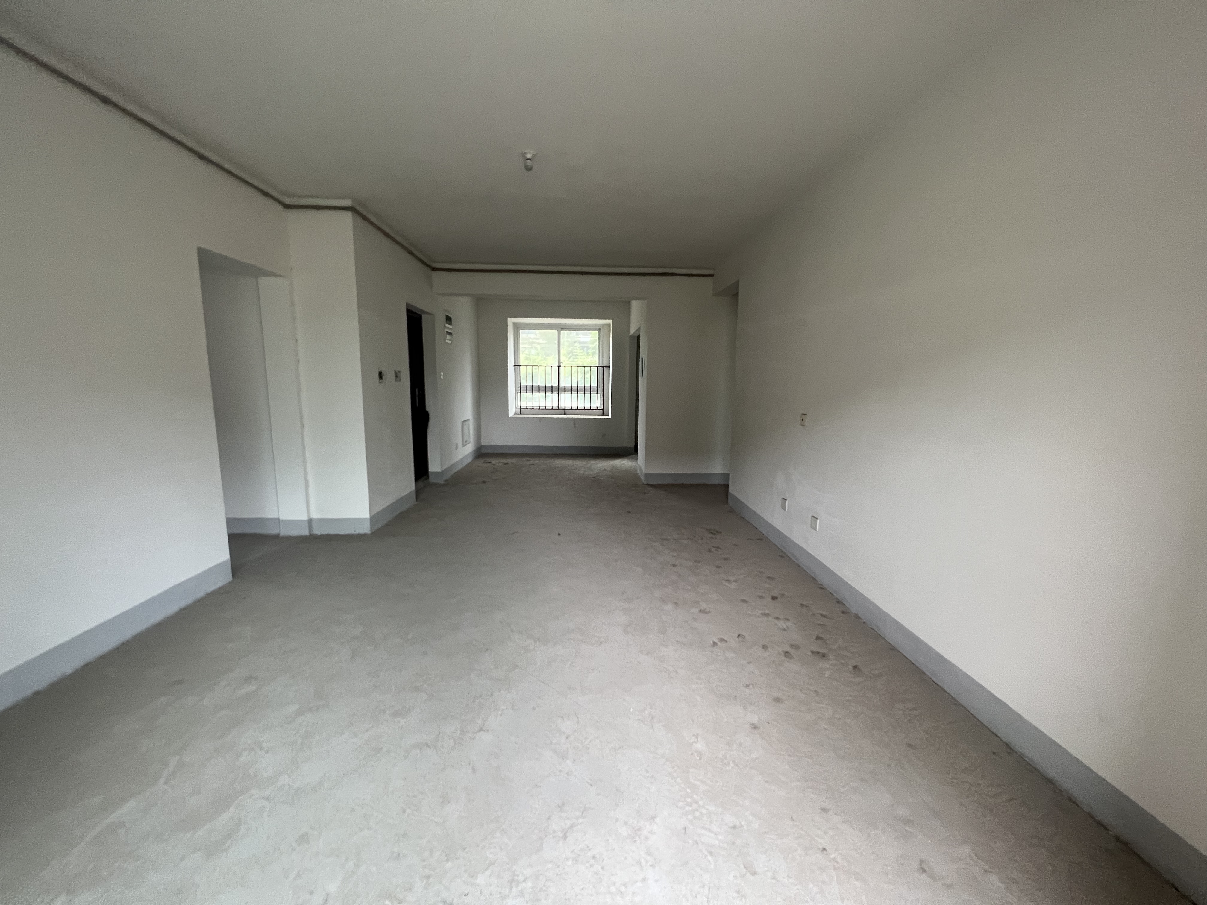 崇川星光域 4室2厅3卫 142m²