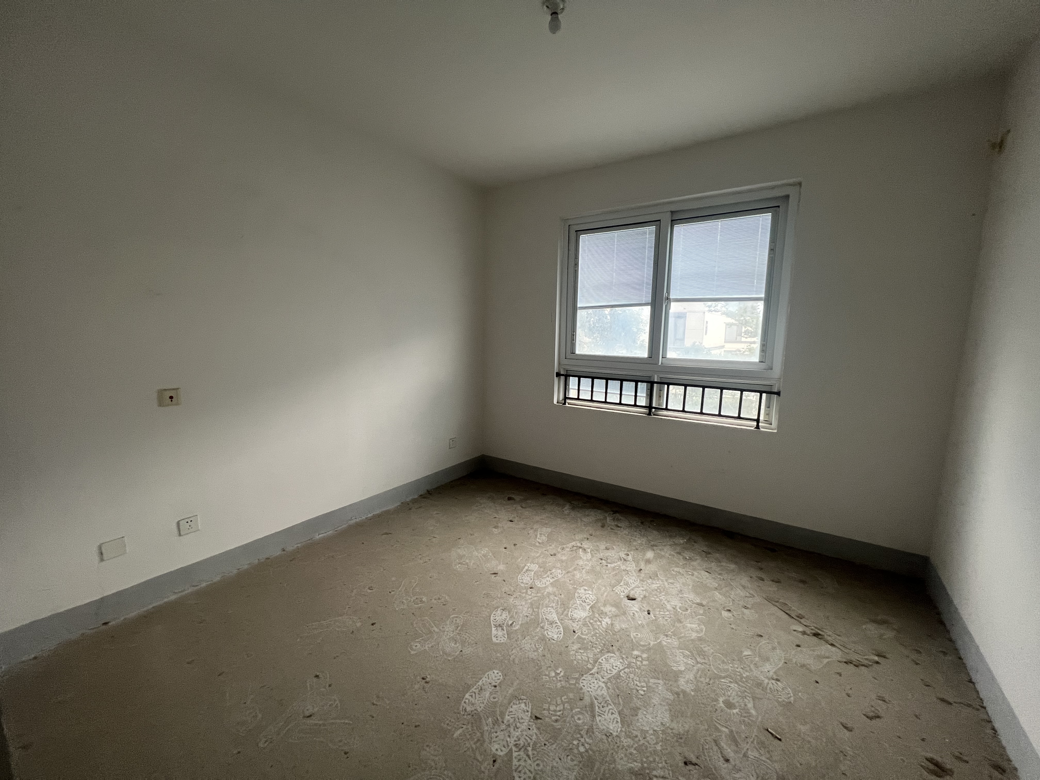 崇川星光域 4室2厅3卫 142m²